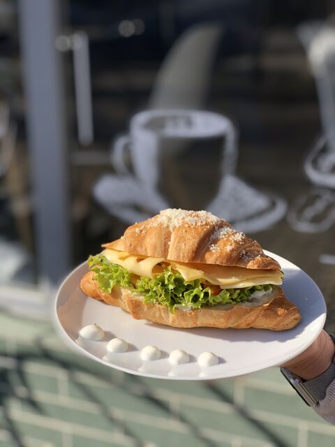 Bloom Cafe - сімейна кав‘ярня image 4