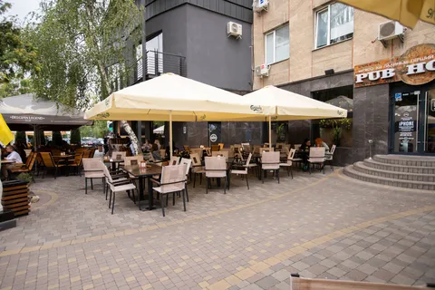 Pub House image 5