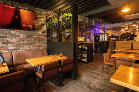Pub House image 6