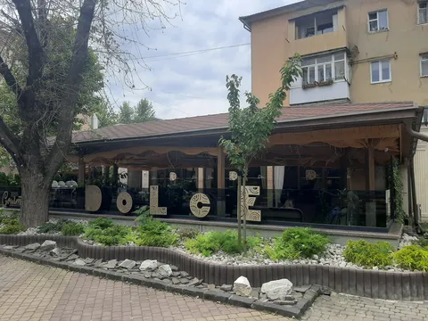 Dolce image 5