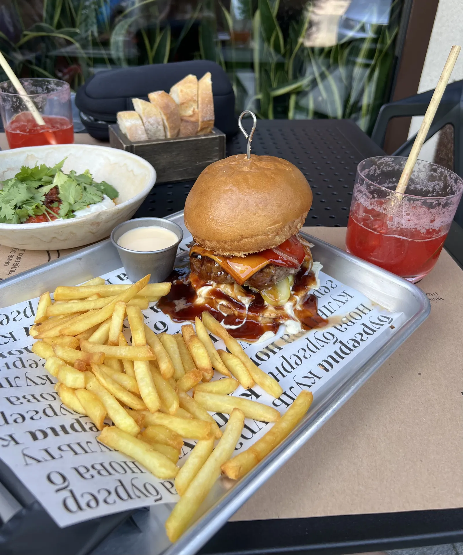 tviyBurger image 4