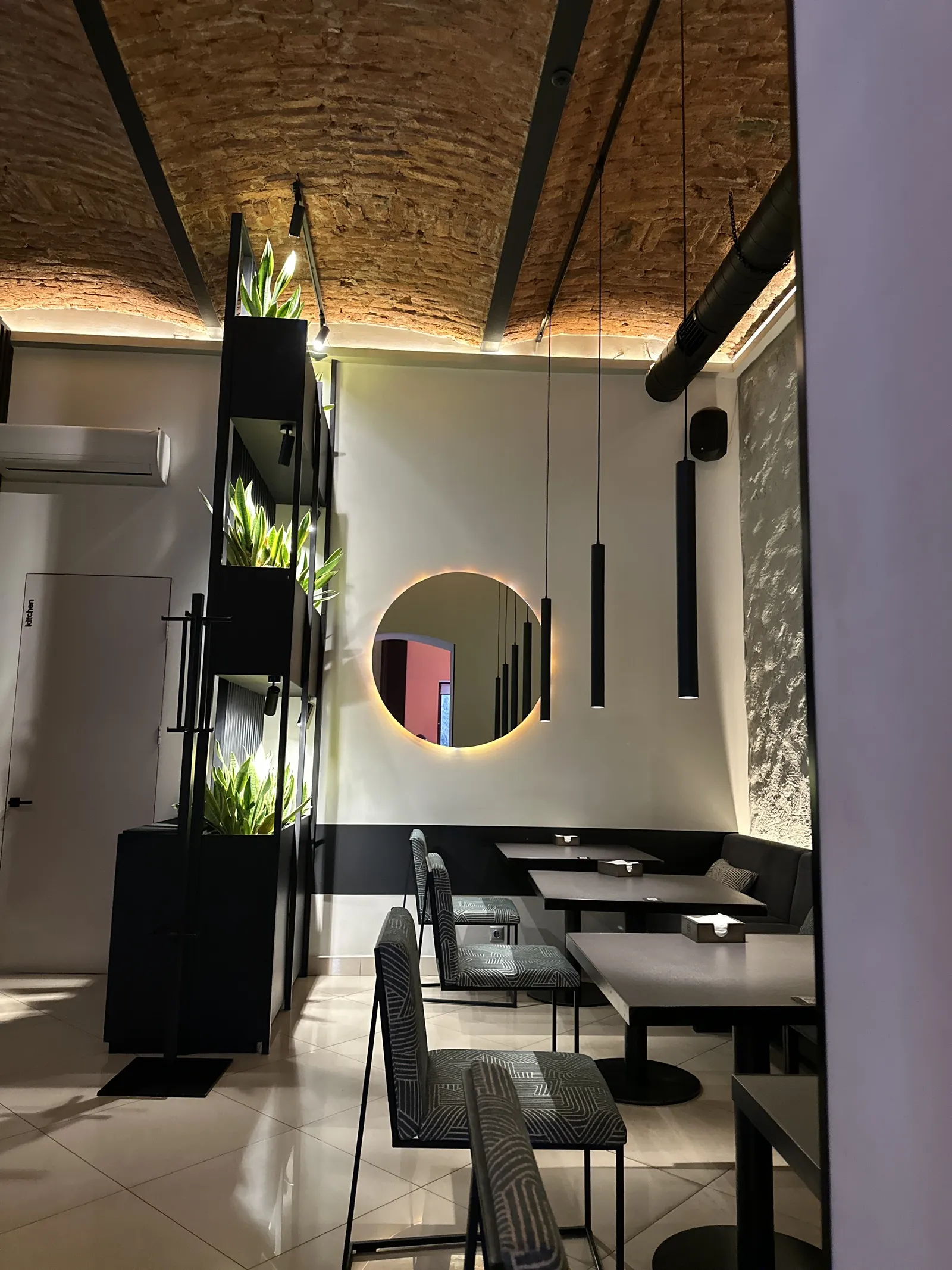tviyBurger image 7