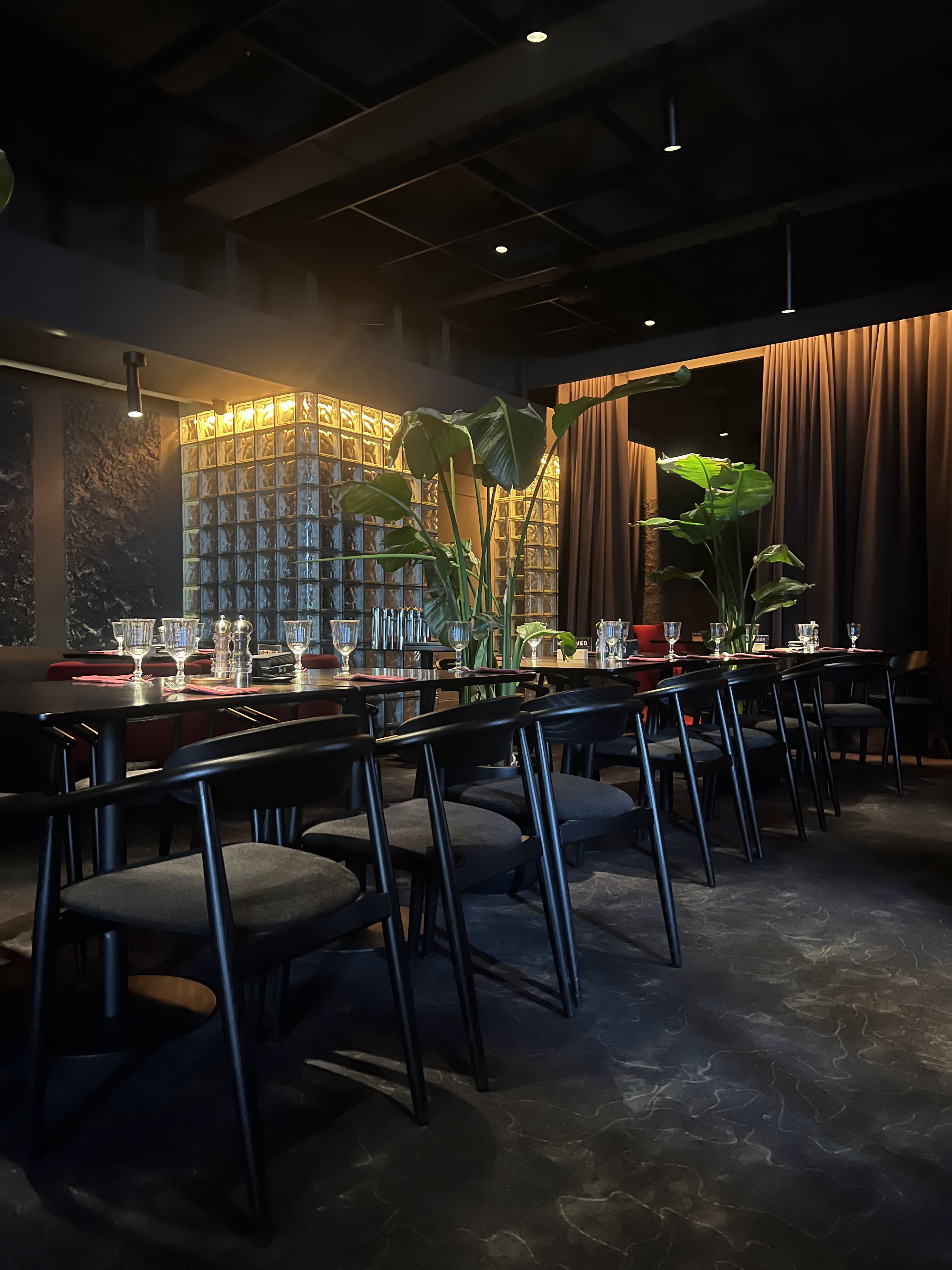 Yeahnot Bar&Kitchen image 1