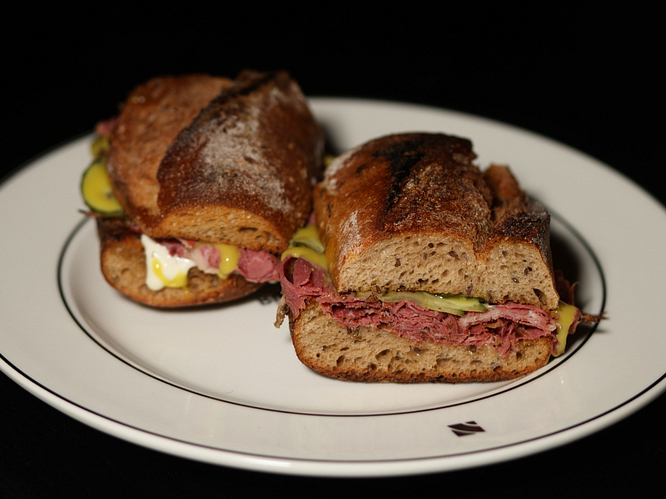 Yeahnot Bar&Kitchen image 2