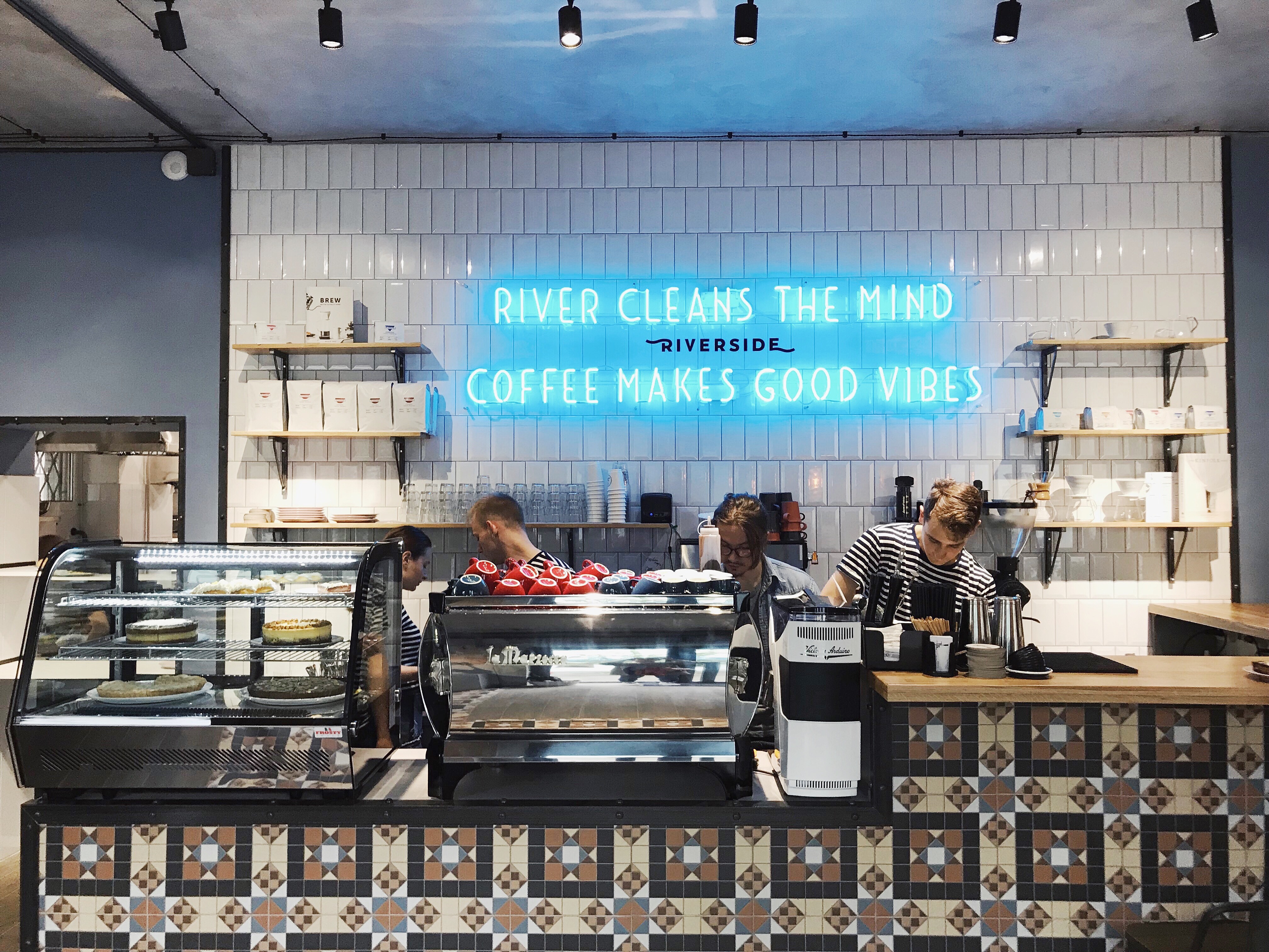 Riverside. Coffee roastery and brew bar image 1