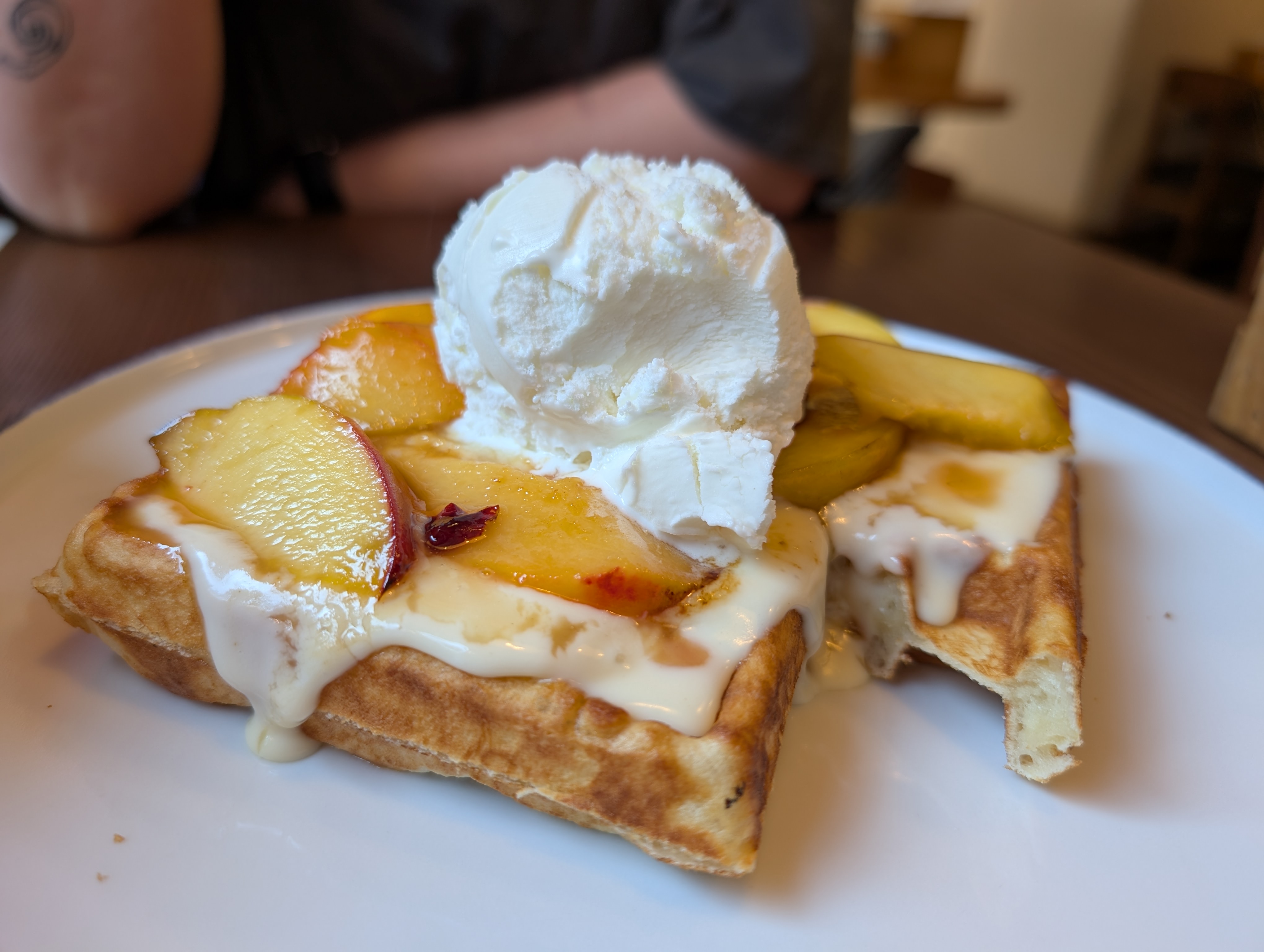 Eat Me! Cafe image 5