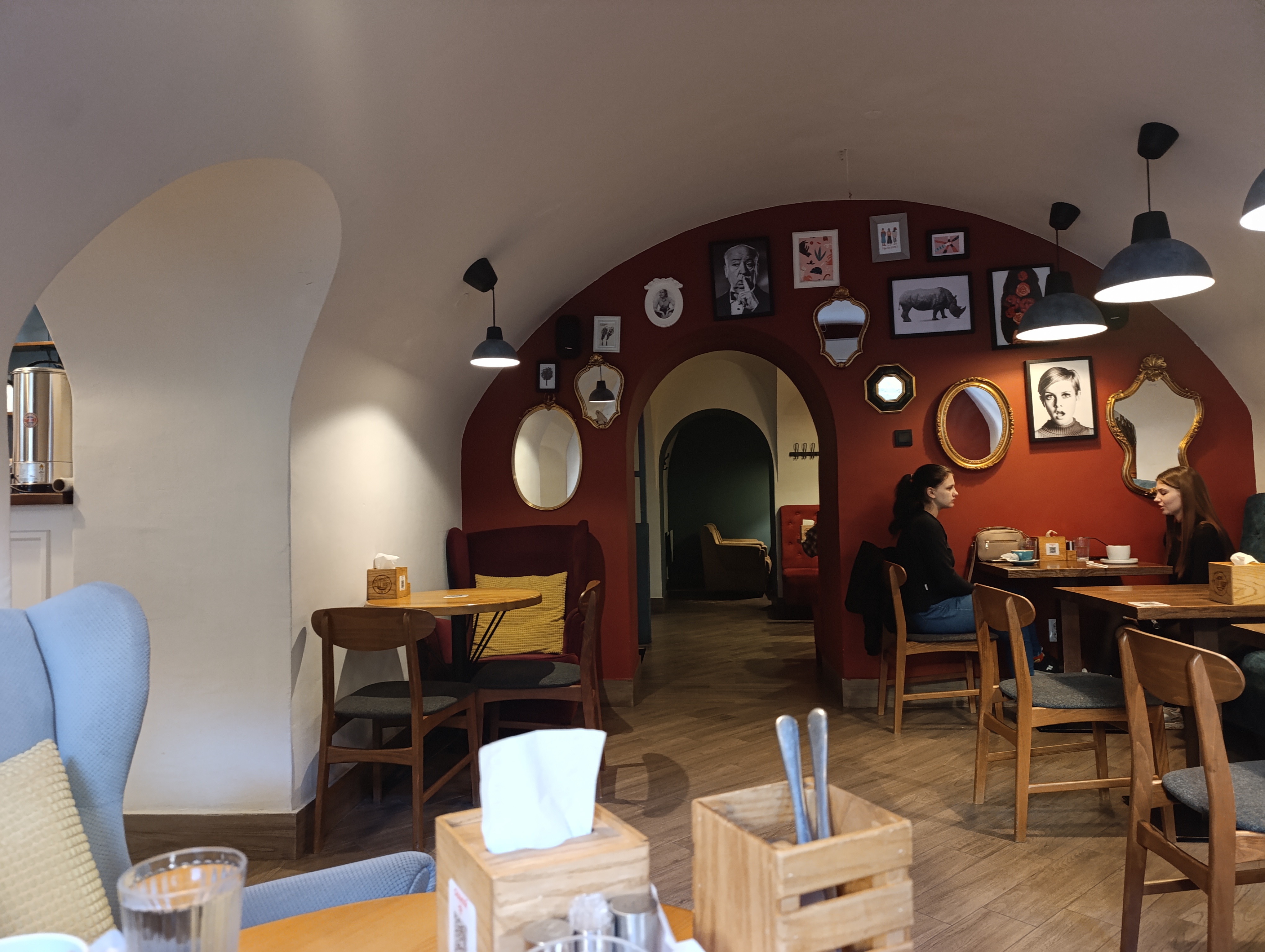 Eat Me! Cafe image 10