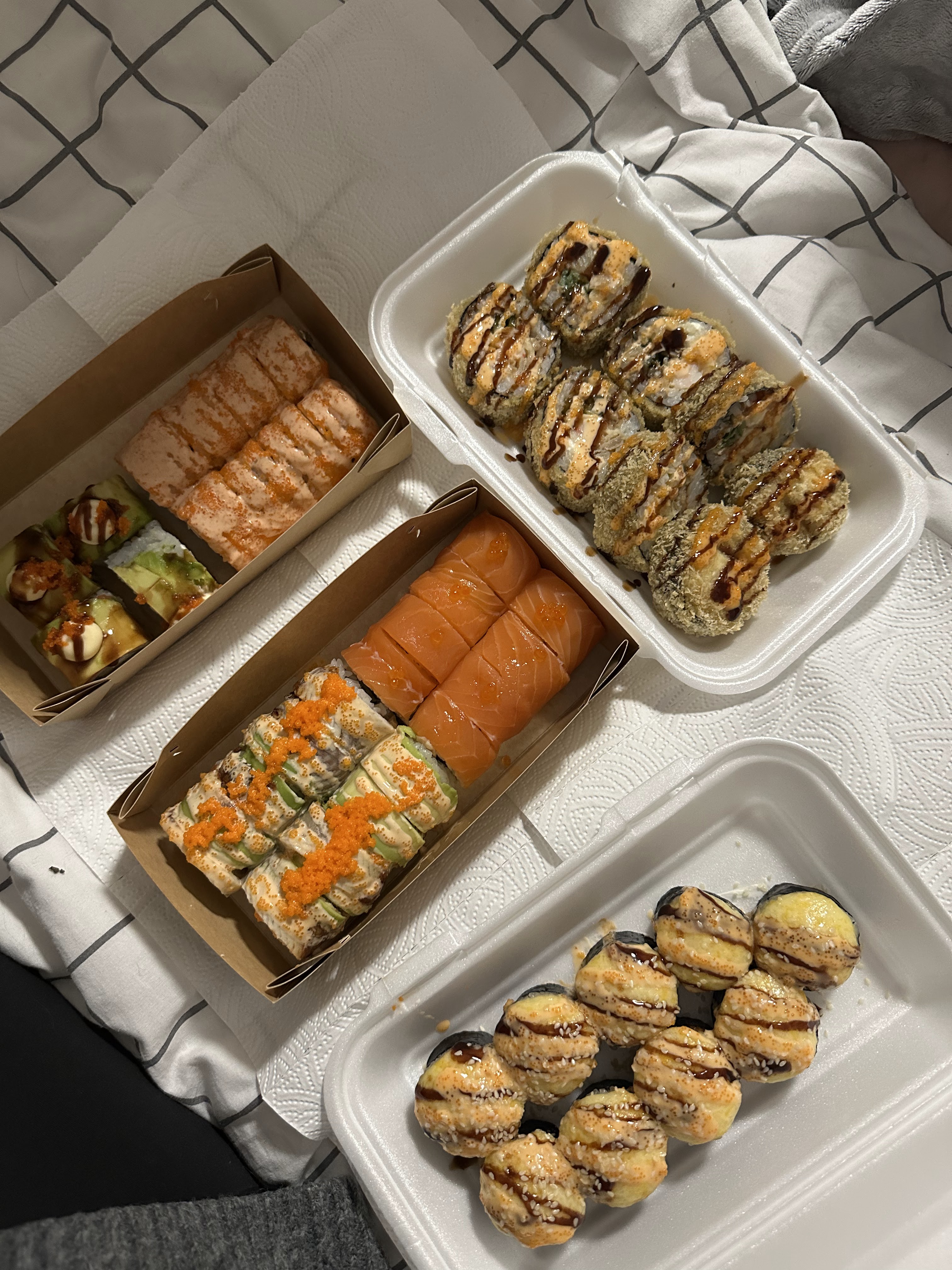 Sushi Hut (Суші Хат Ужгород) image 7