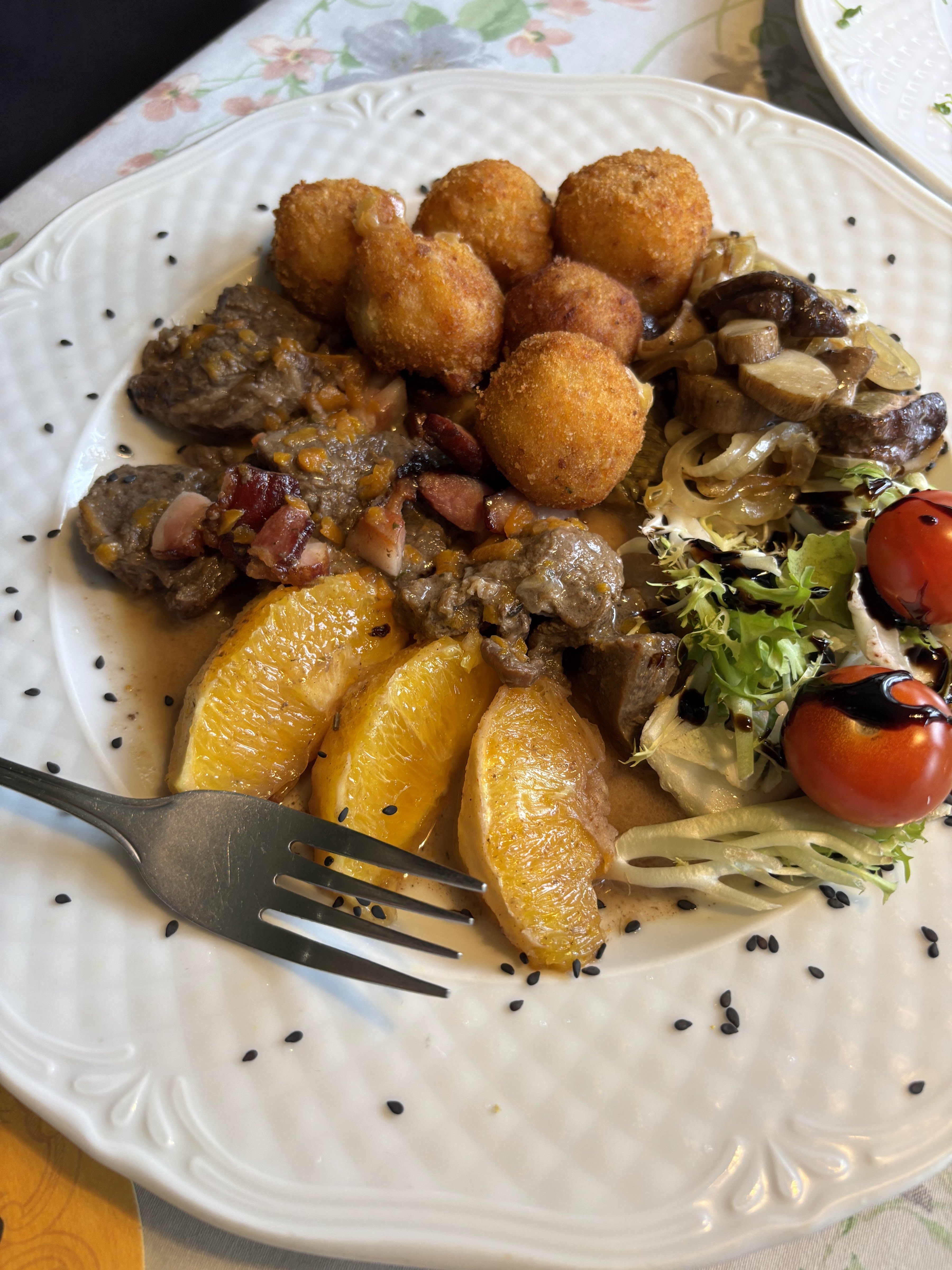 Ресторан Ужгородский замок image 2