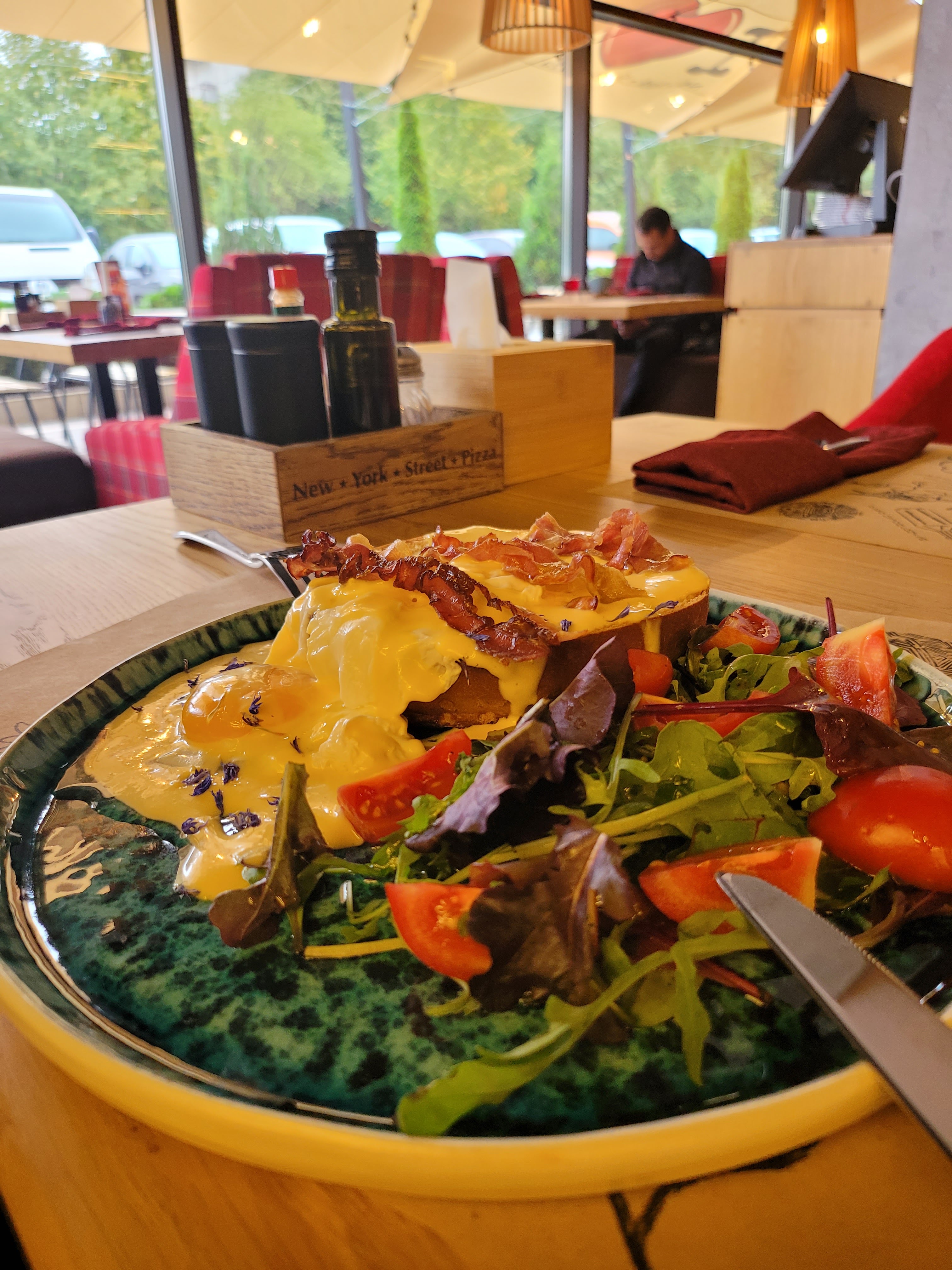 New York Street Pizza image 9