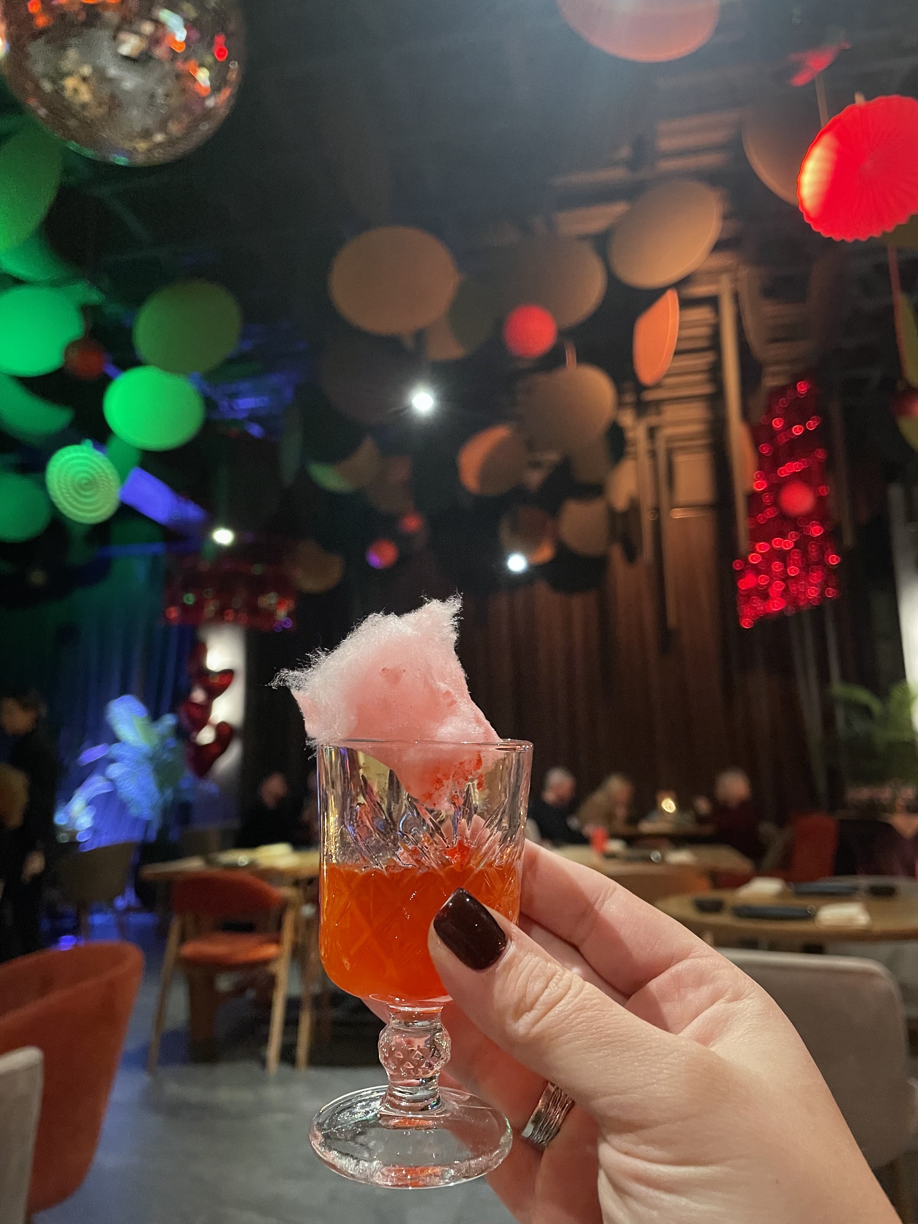 Sake Lounge. Ресторан азійської кухні. Тераса з кальянами. DJ-сети щовихідних. image 6