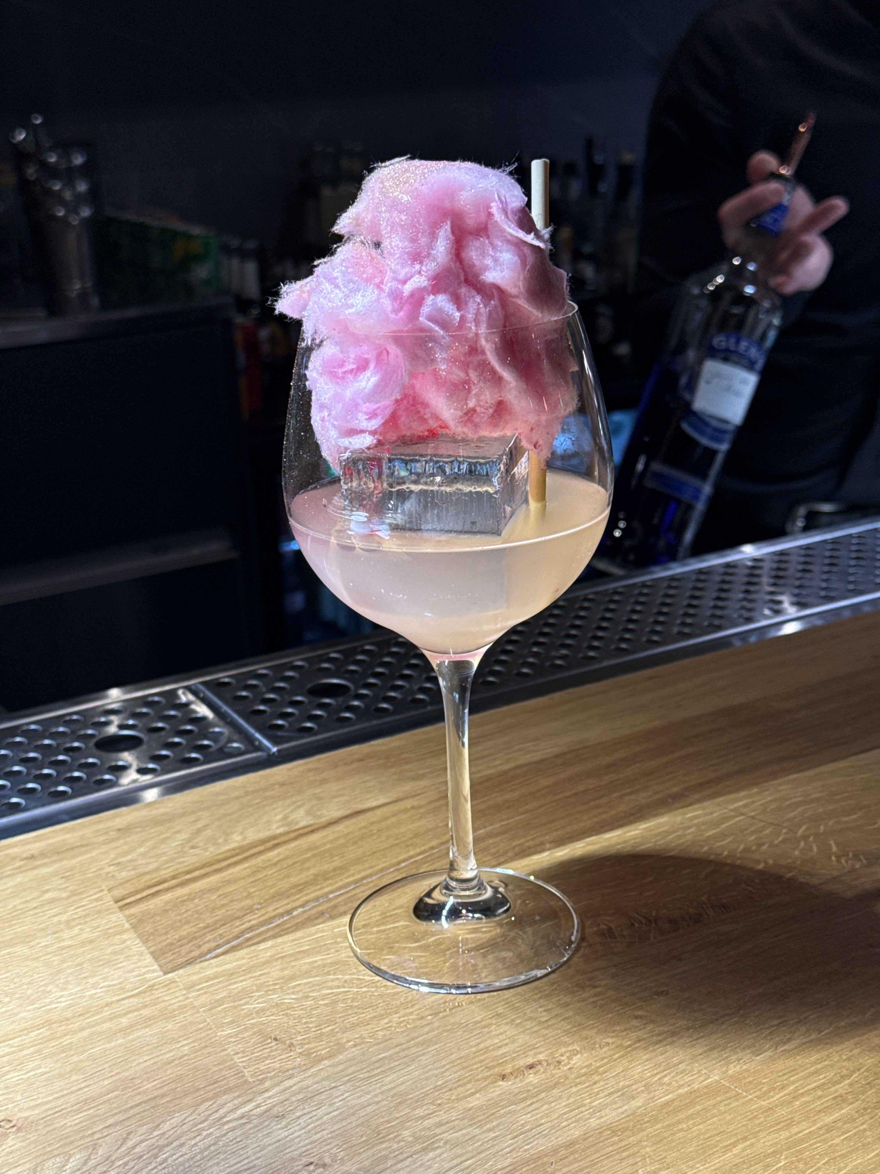 Sake Lounge. Ресторан азійської кухні. Тераса з кальянами. DJ-сети щовихідних. image 7