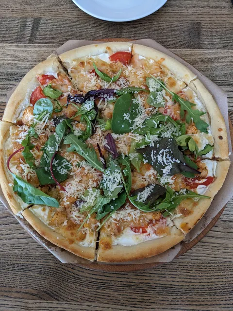 Femili pizza image 2