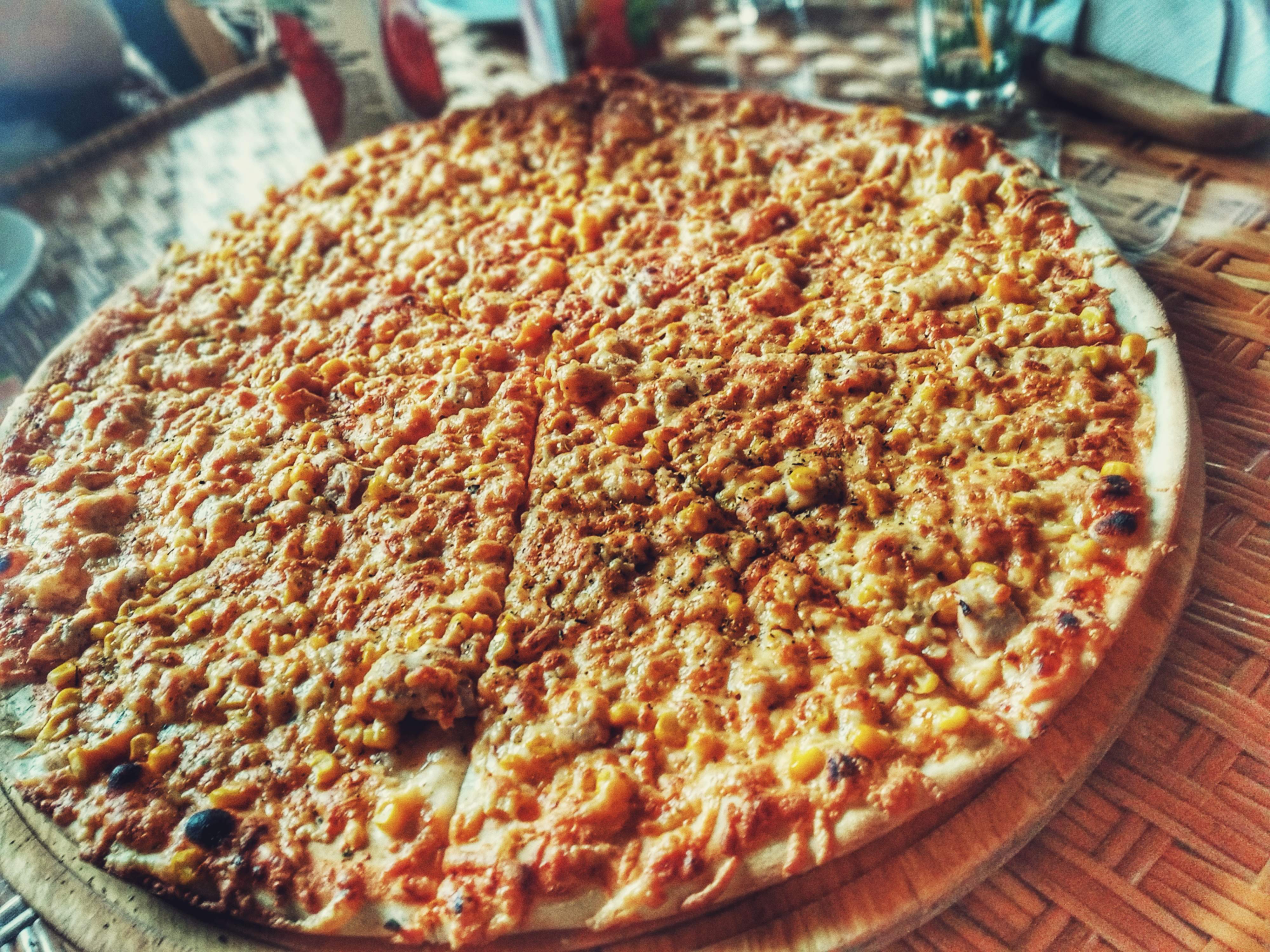 Femili pizza image 8