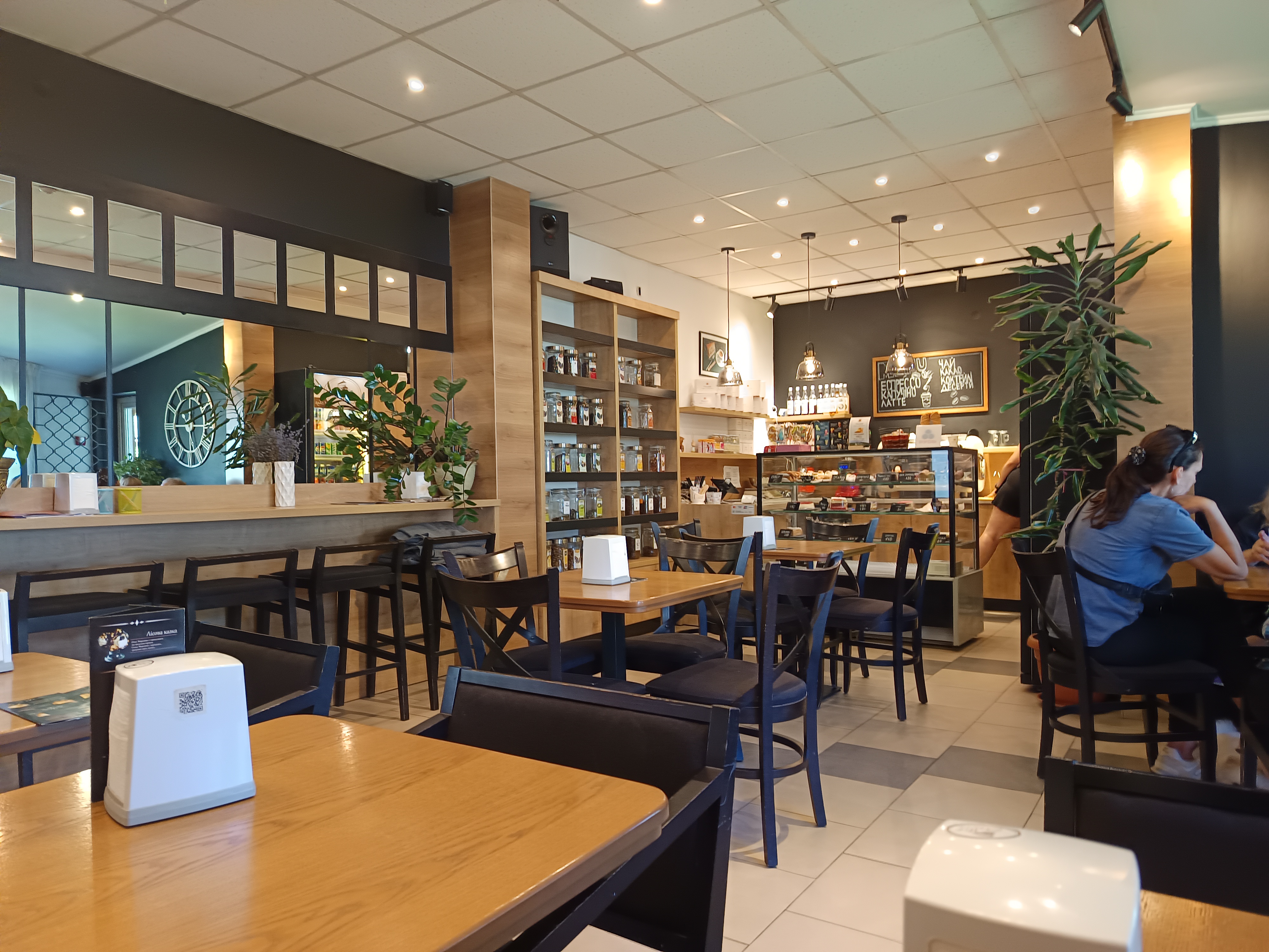 Gallia sweet shop image 5