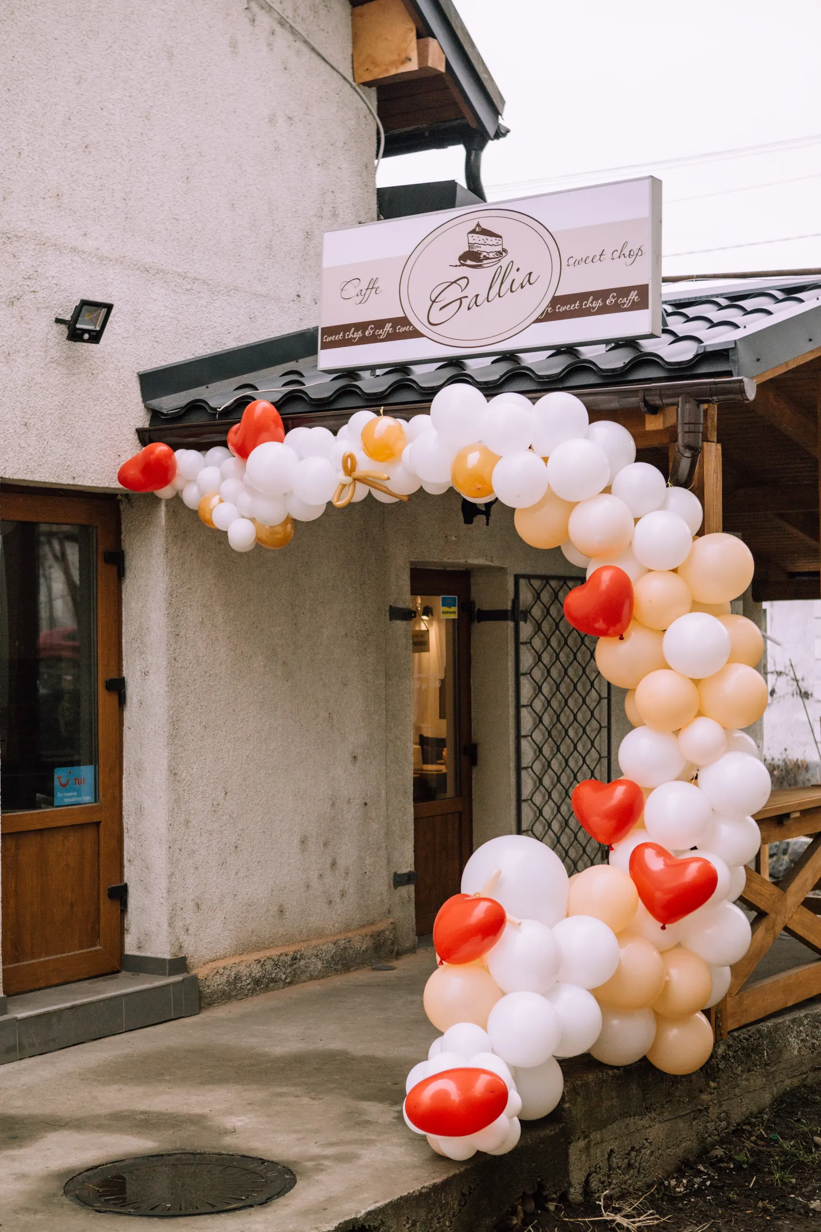 Gallia sweet shop image 10
