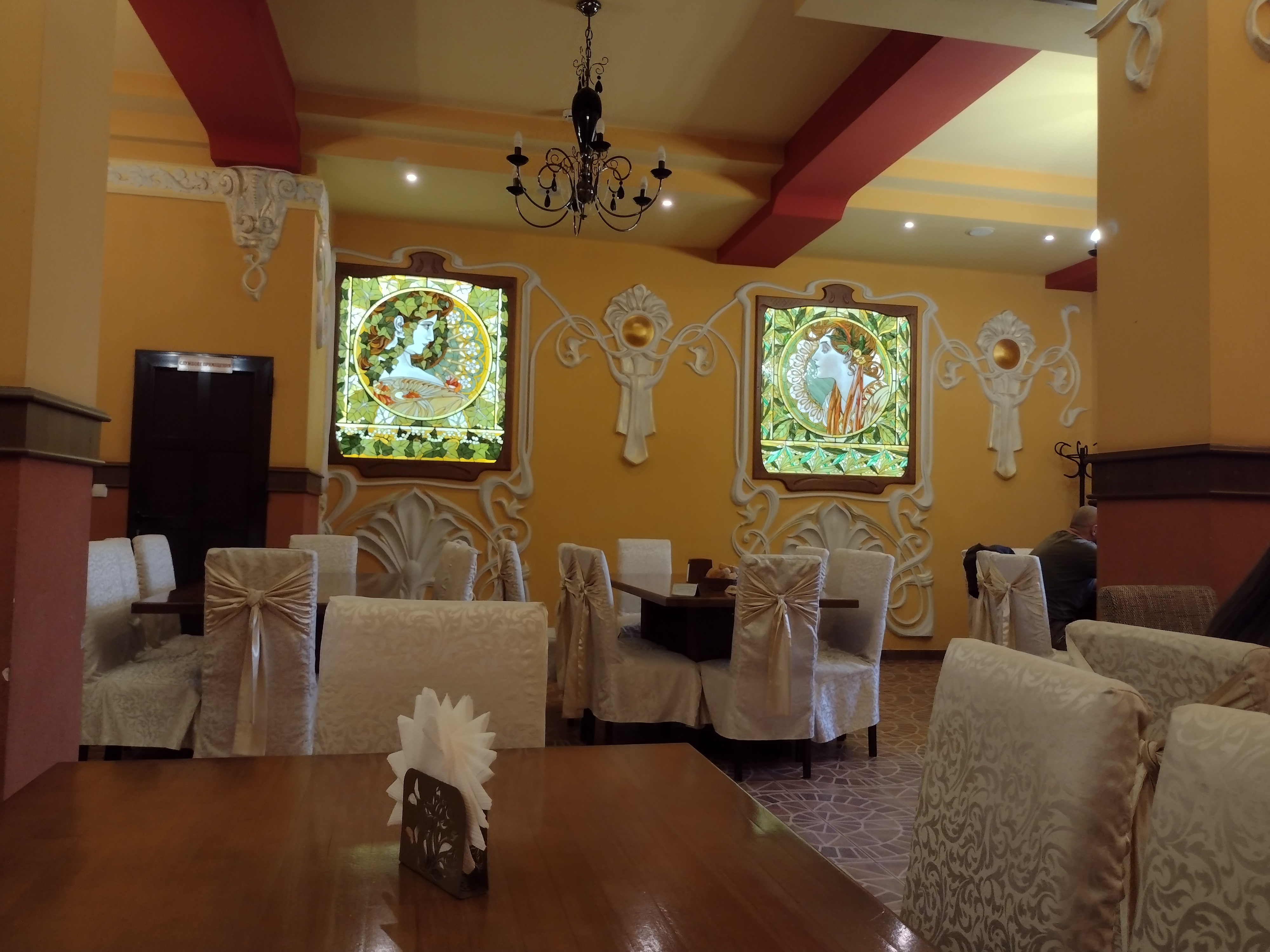 Pizzeria Kolizey (Colosseum) image 10