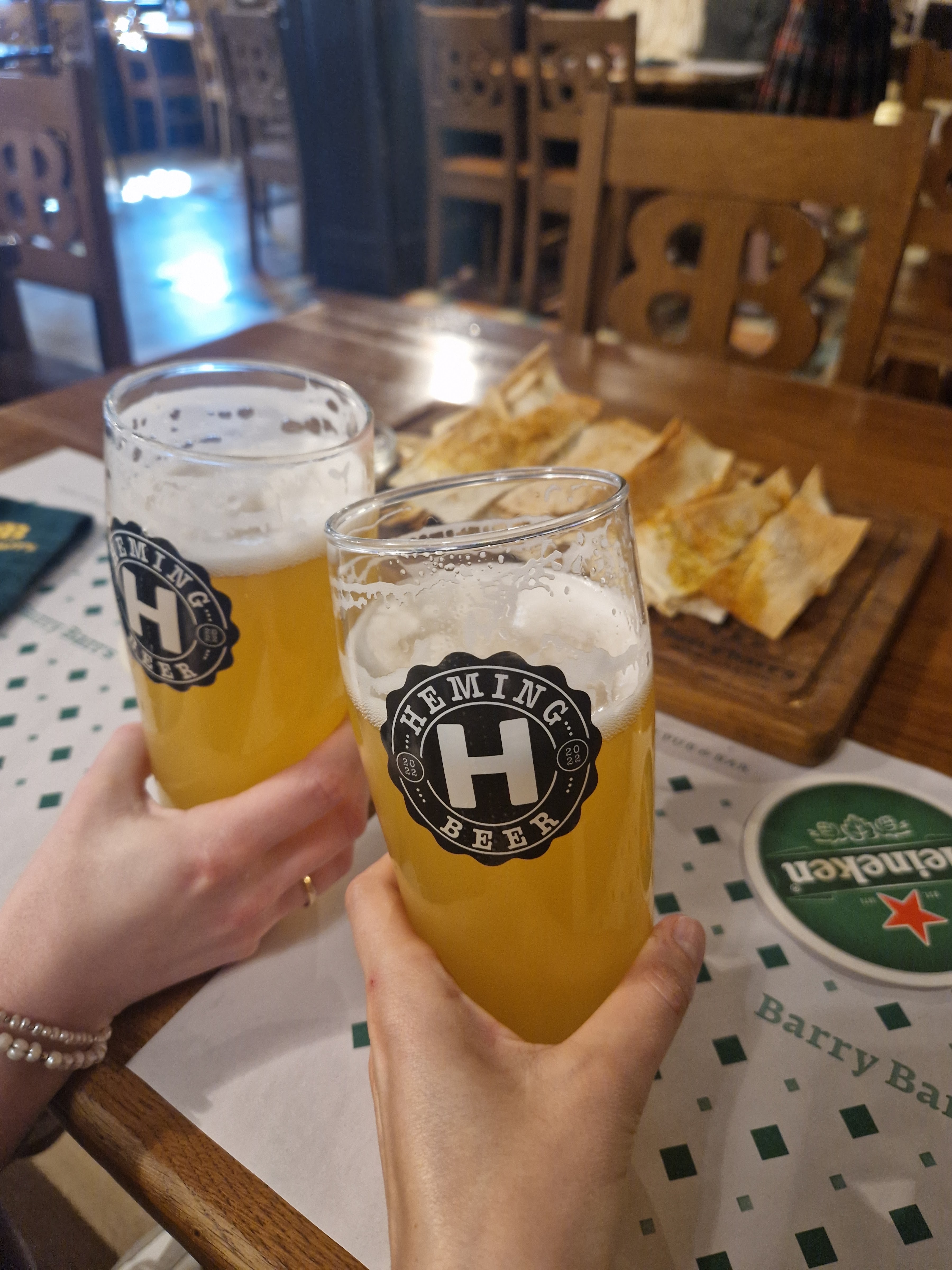 Barry Barr's Irish Pub&Bar image 7