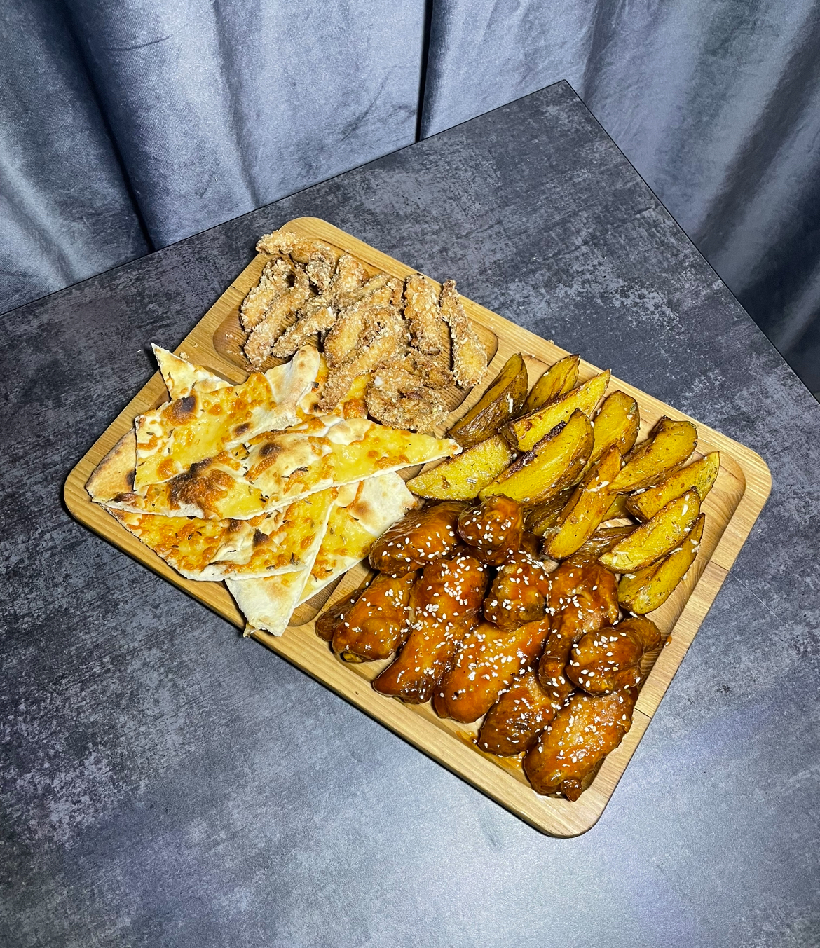 Лаунж Бар "FAMOUS" image 3