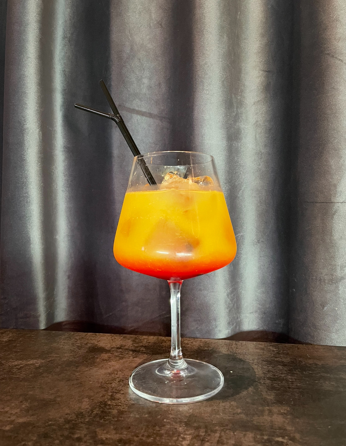 Лаунж Бар "FAMOUS" image 10