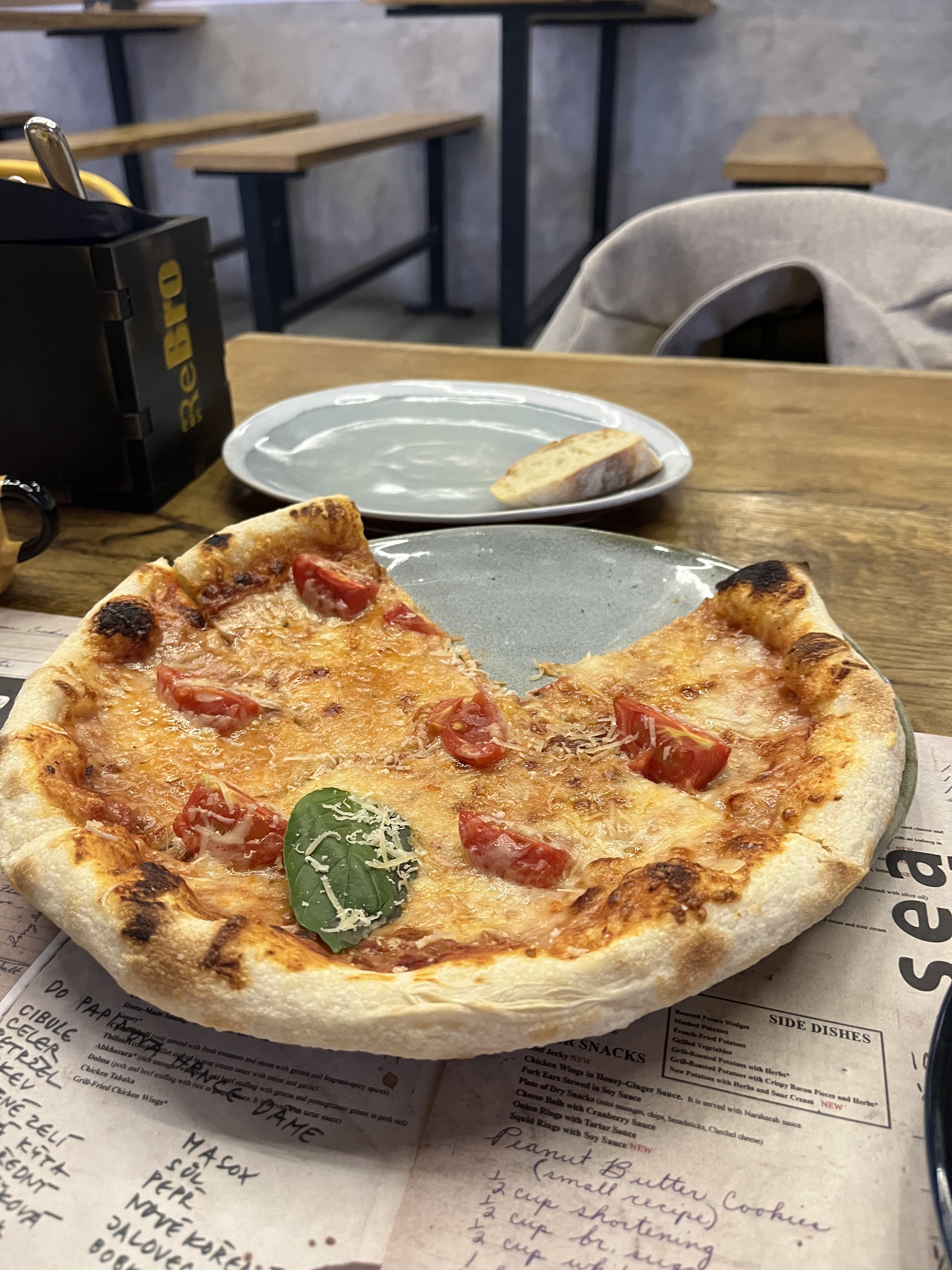 SeaReBro Restobar image 7