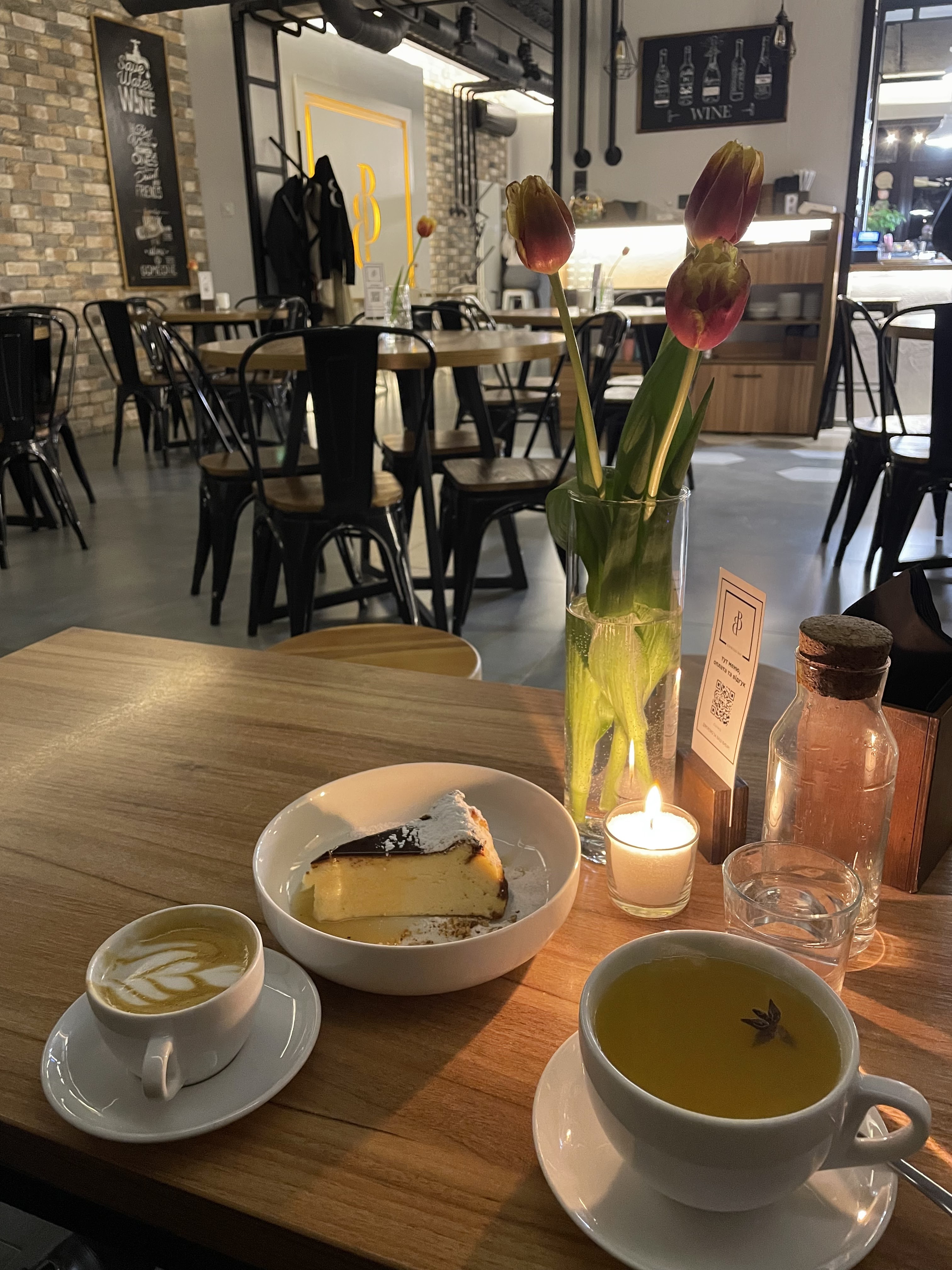 B&B espresso bar image 8