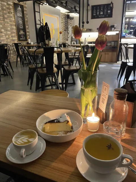 B&B espresso bar image 8