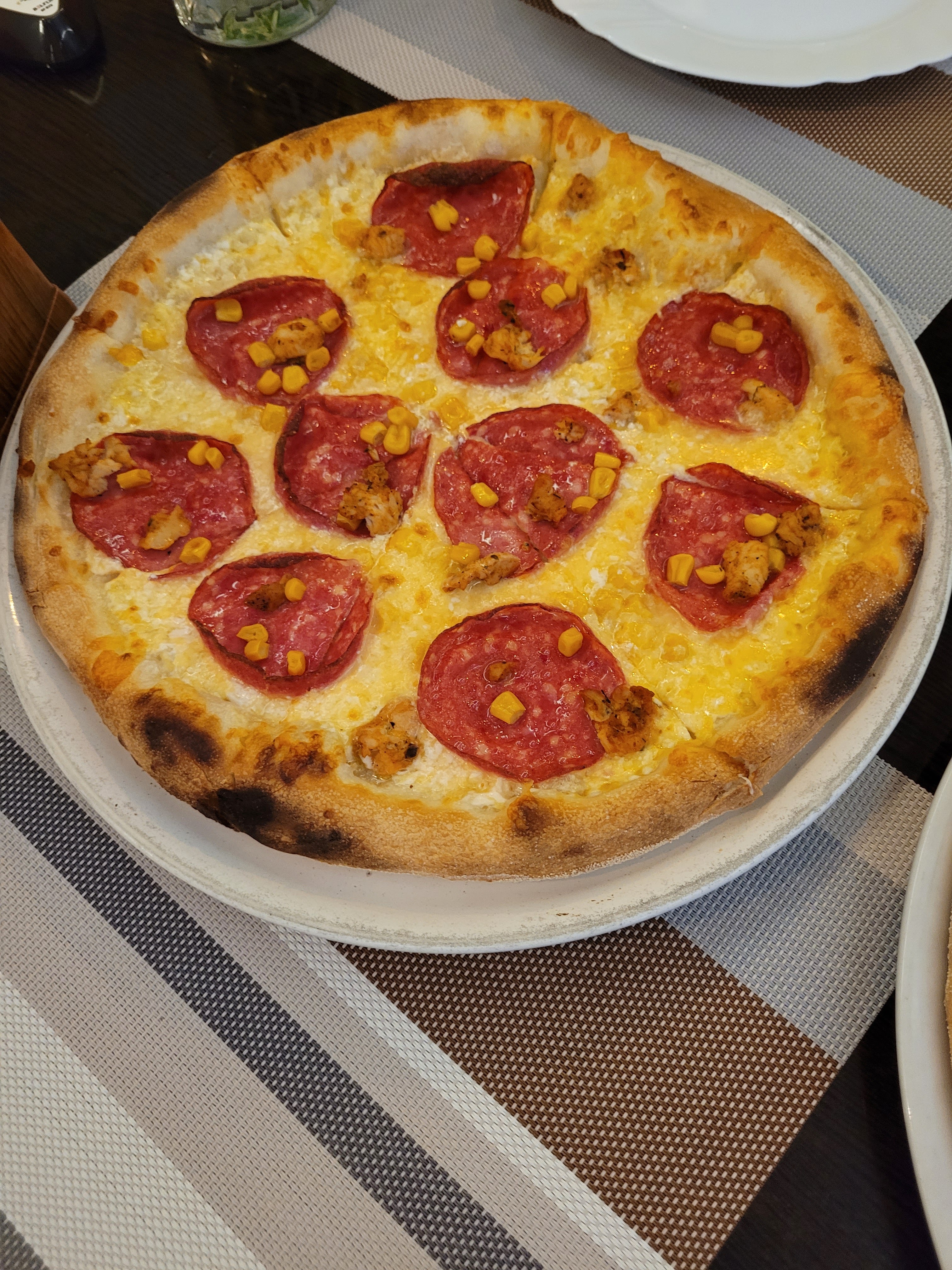 Paradiso resto pizza image 4