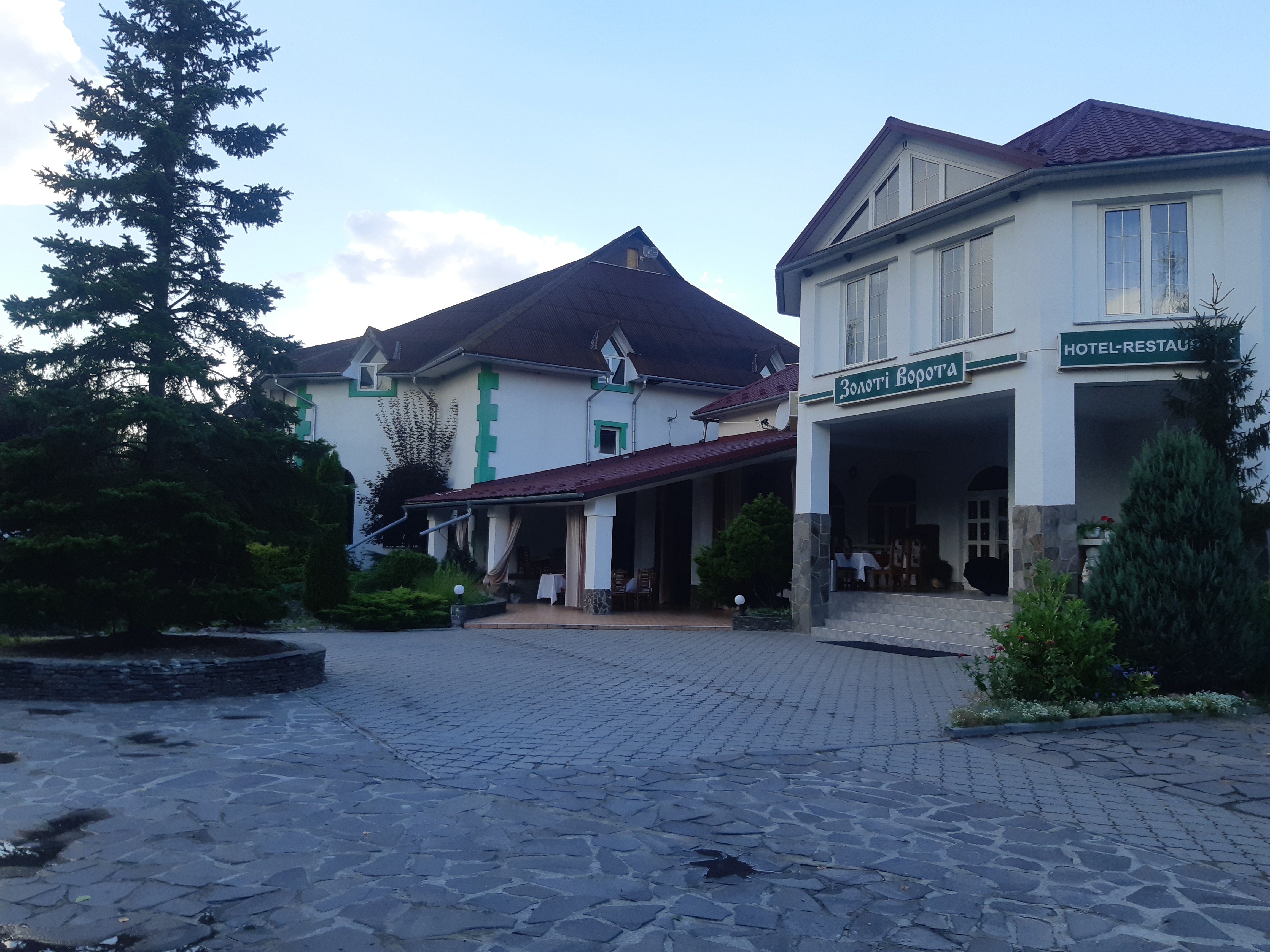 Hotel and restaurant complex "Golden Gate" image 4