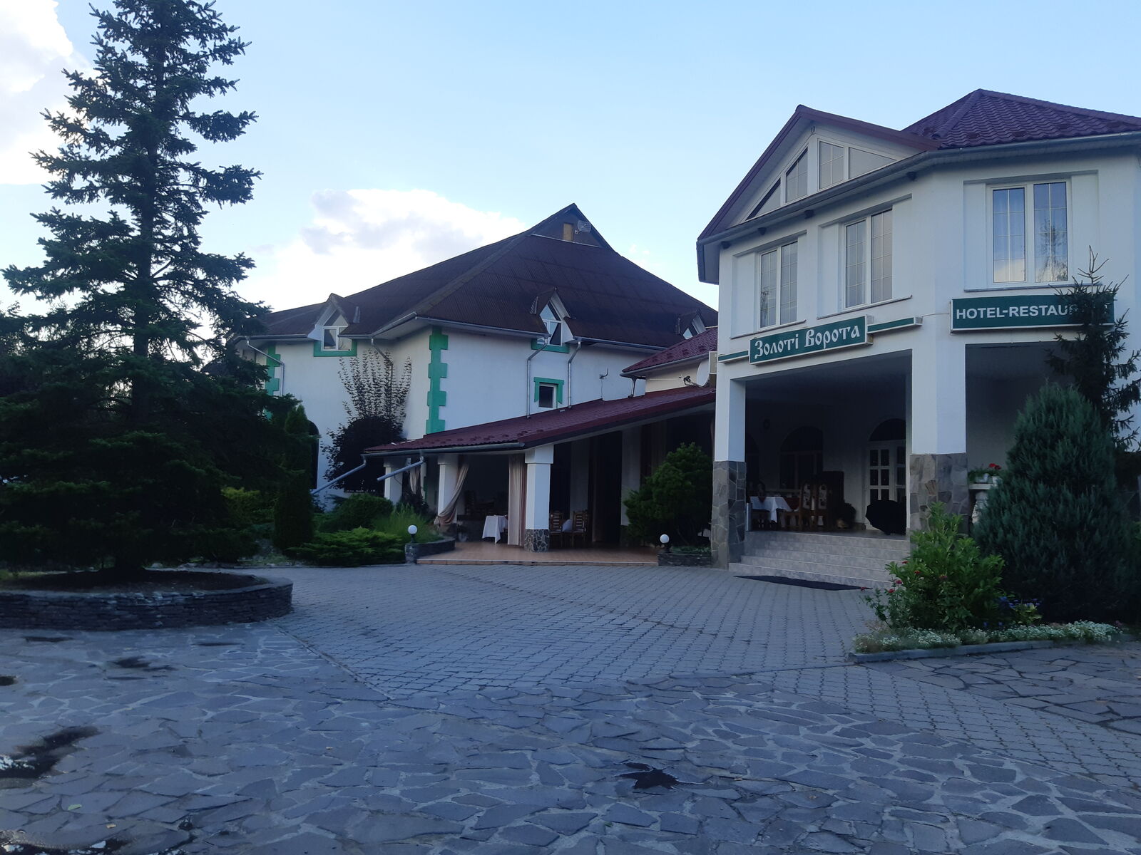 Hotel and restaurant complex "Golden Gate" image 4