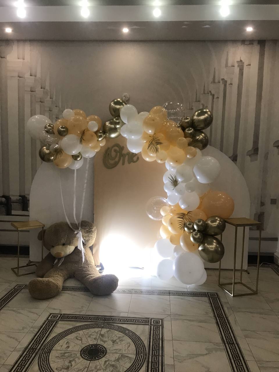 Royals Resto image 9