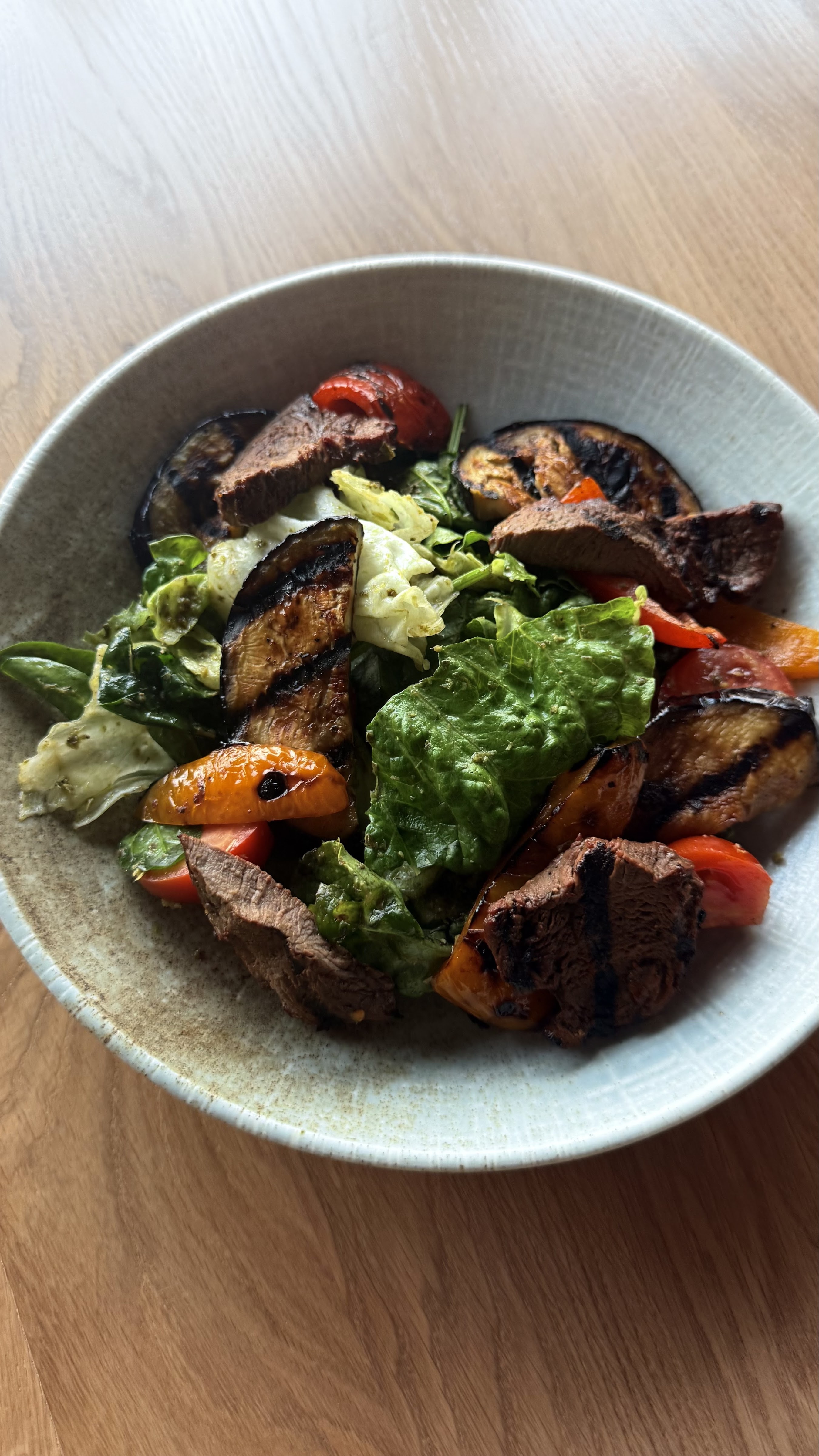 NaVi resto & lounge image 7