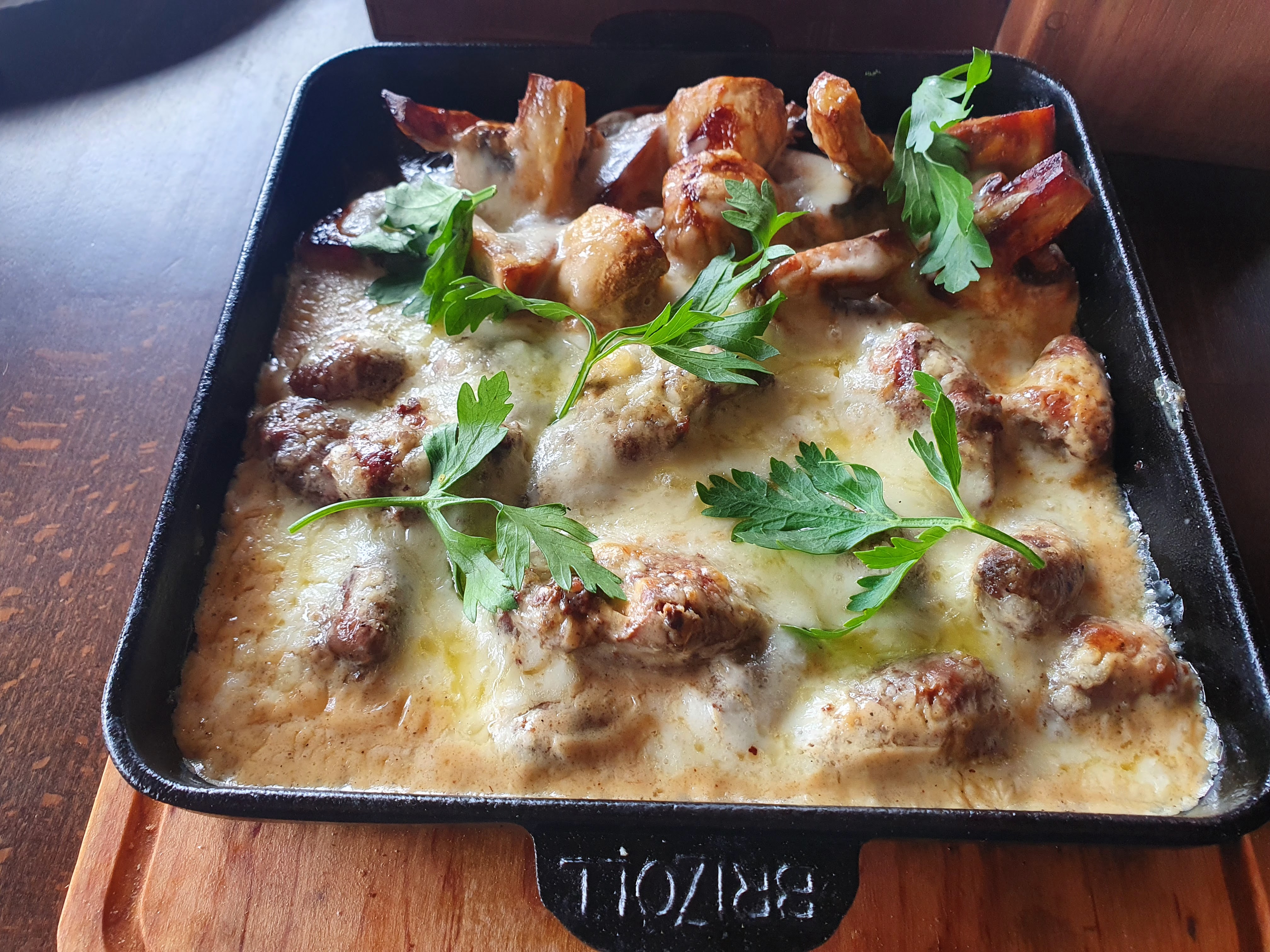 Dublin Irish Pub image 2