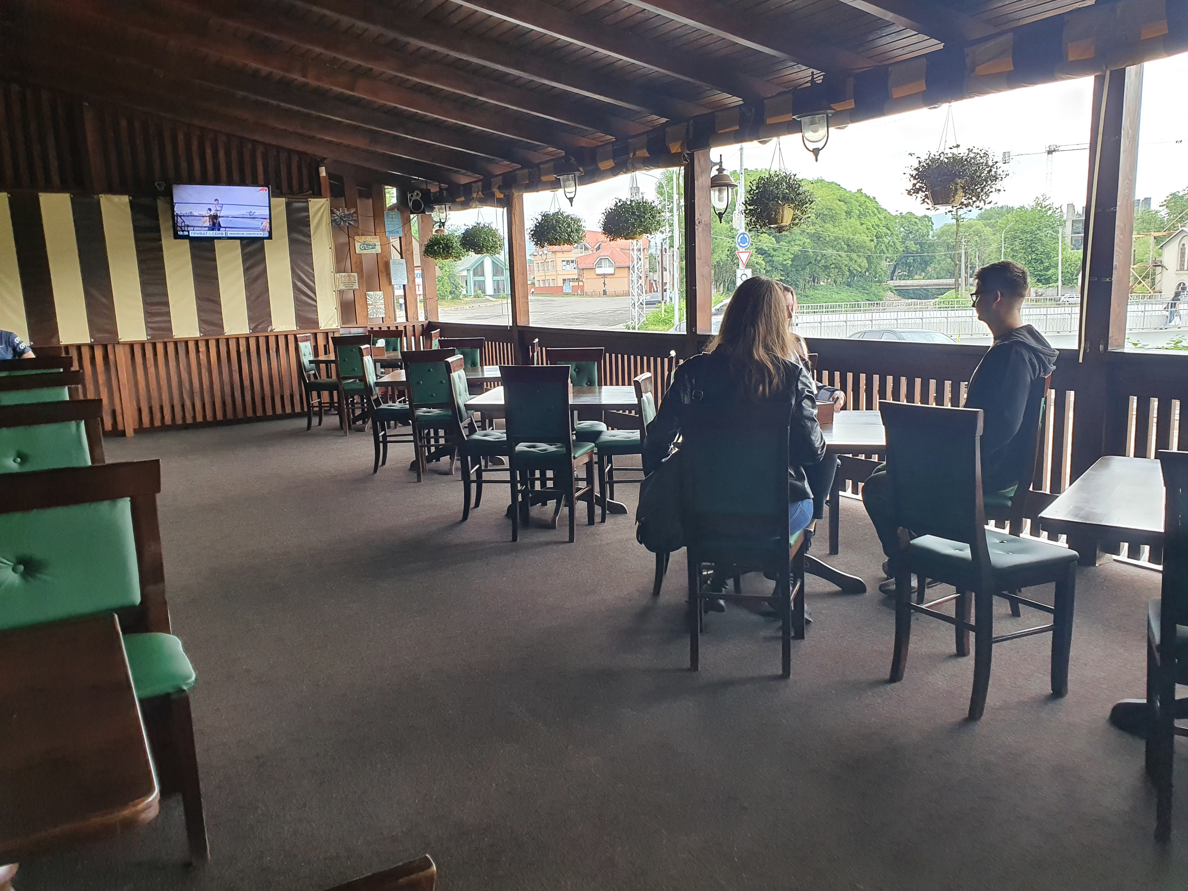 Dublin Irish Pub image 9