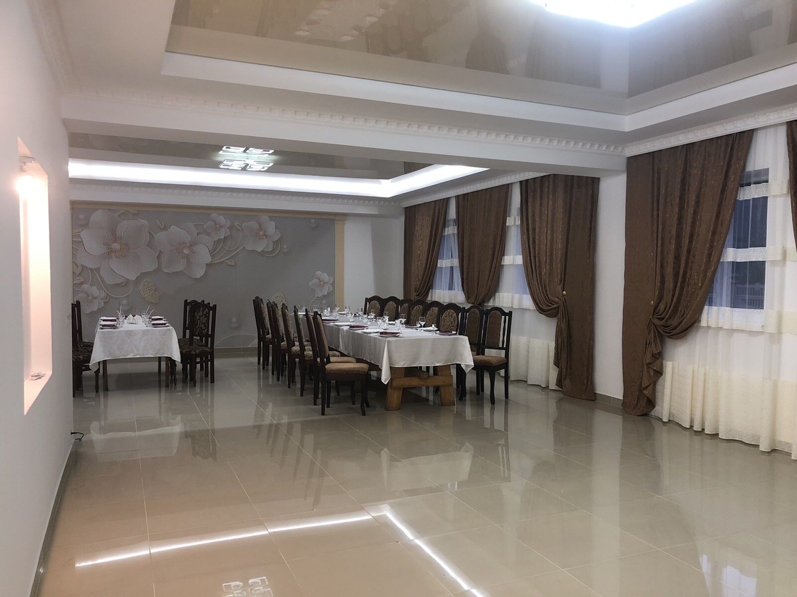 Horikhovy Dvir image 2