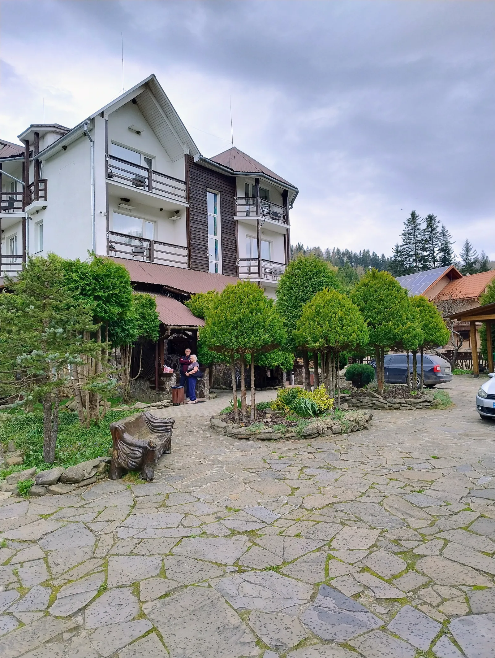 Kolyba And Trout image 5