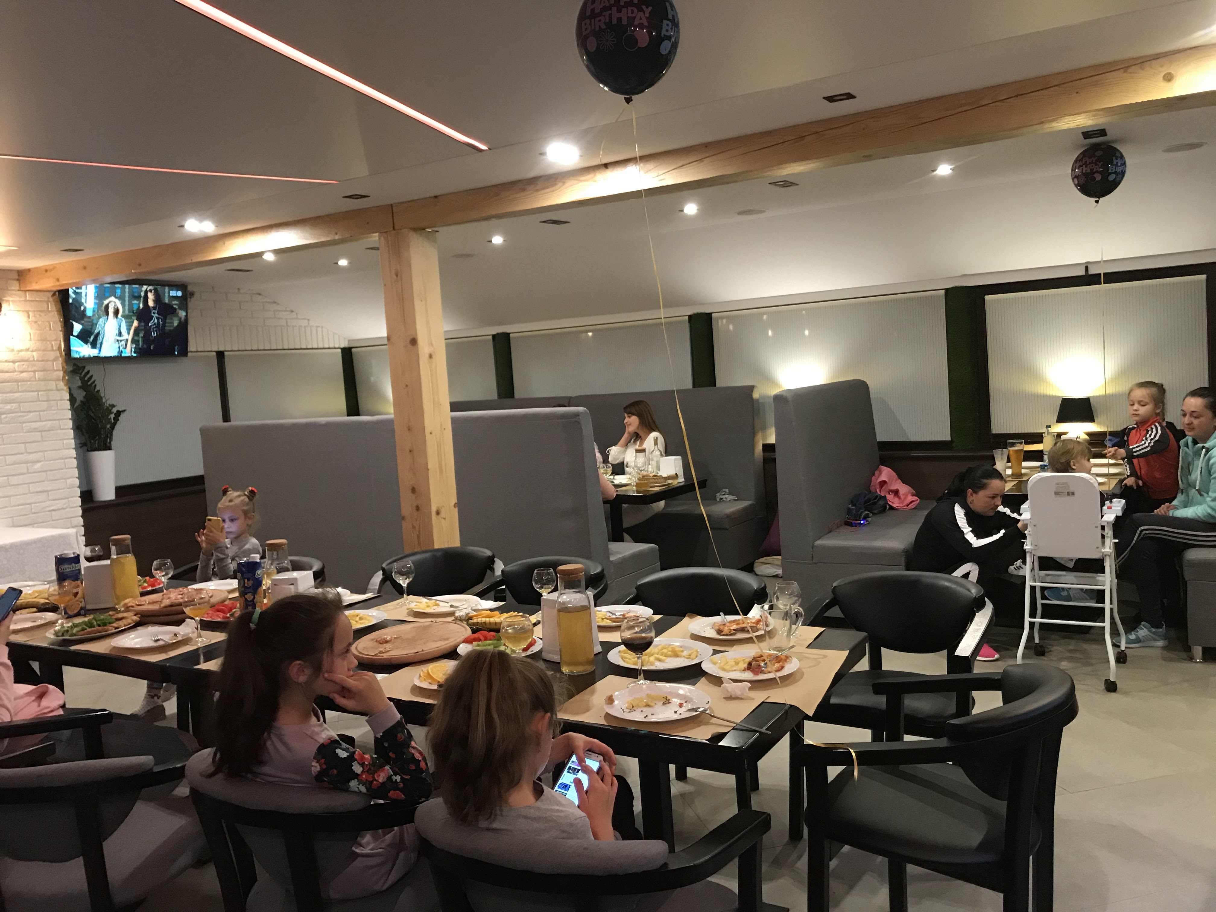 Сімейний ресторан «ДЕЦА» image 8