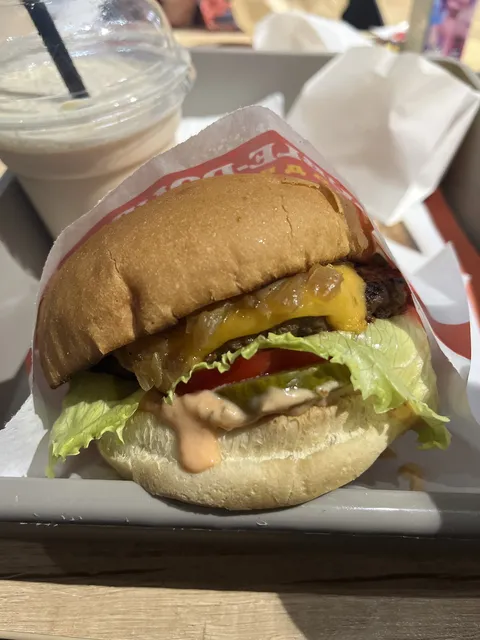 West BURGER image 4