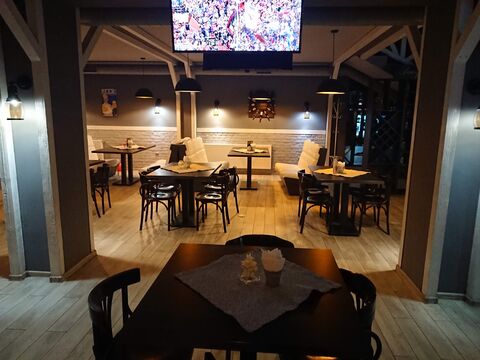 Palladium Pub image 1