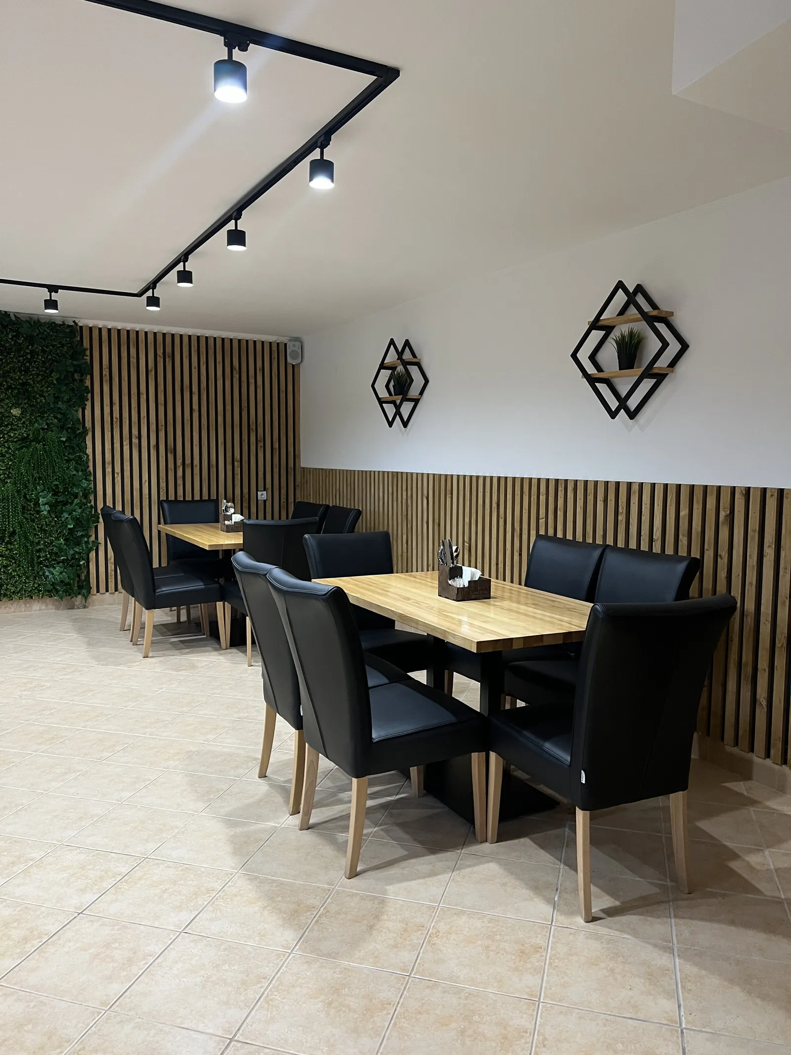 Lunch Cafe image 6