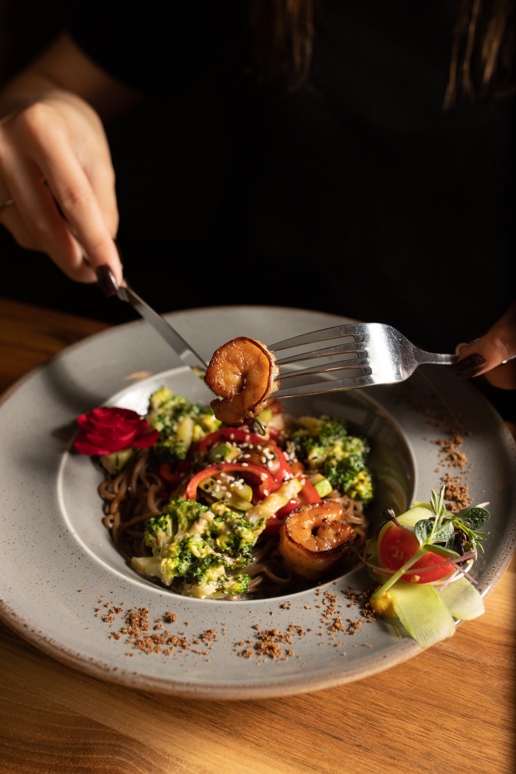 Selena Restobar image 2