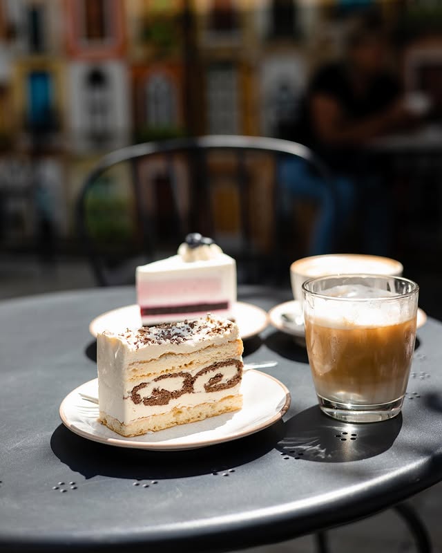 cafe selyski bakery image 2