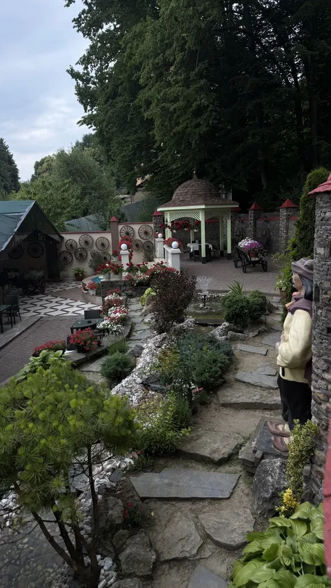 Focus image 4