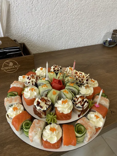 Sushi Gold premium food image 2