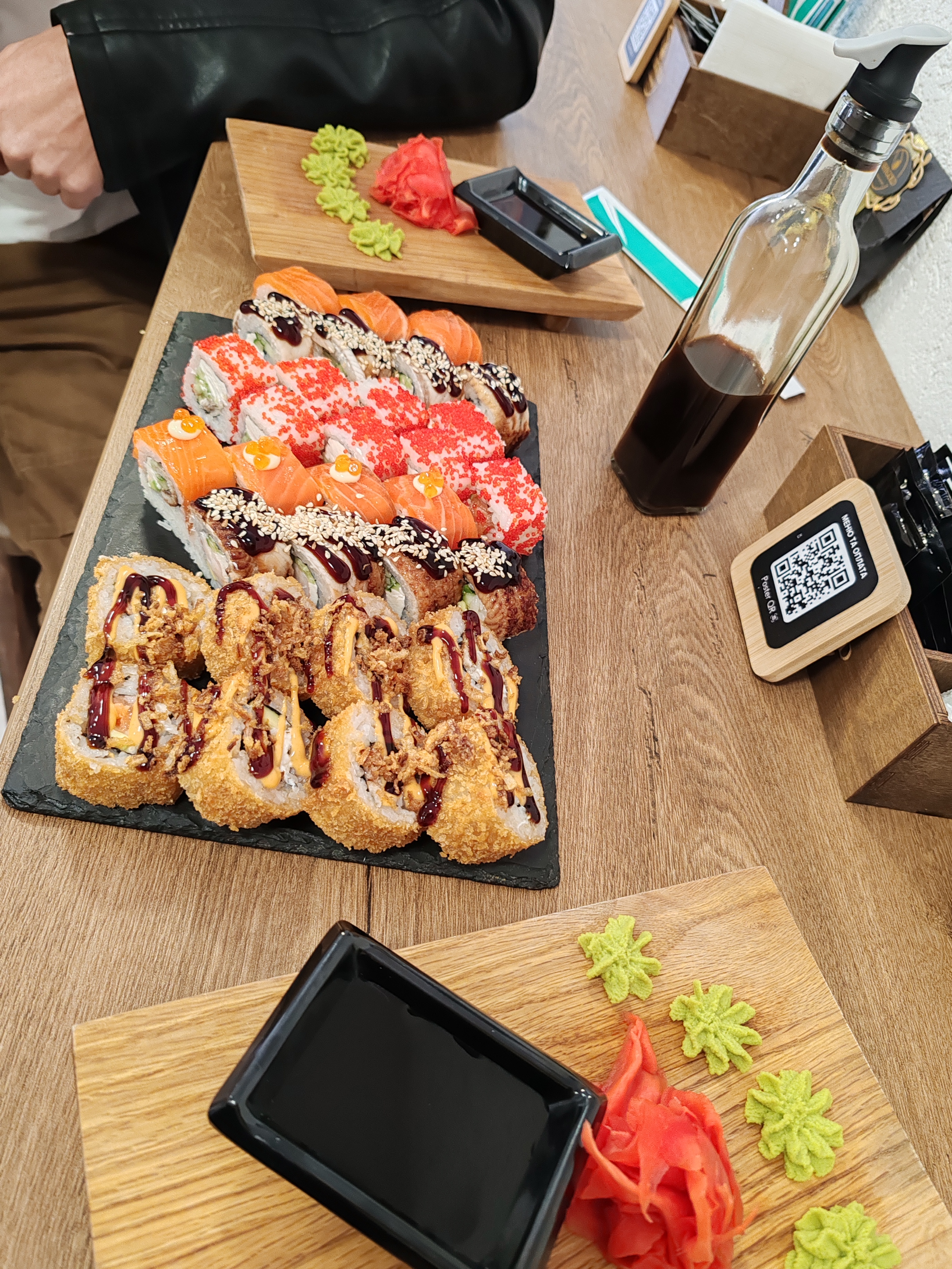 Sushi Gold premium food image 5