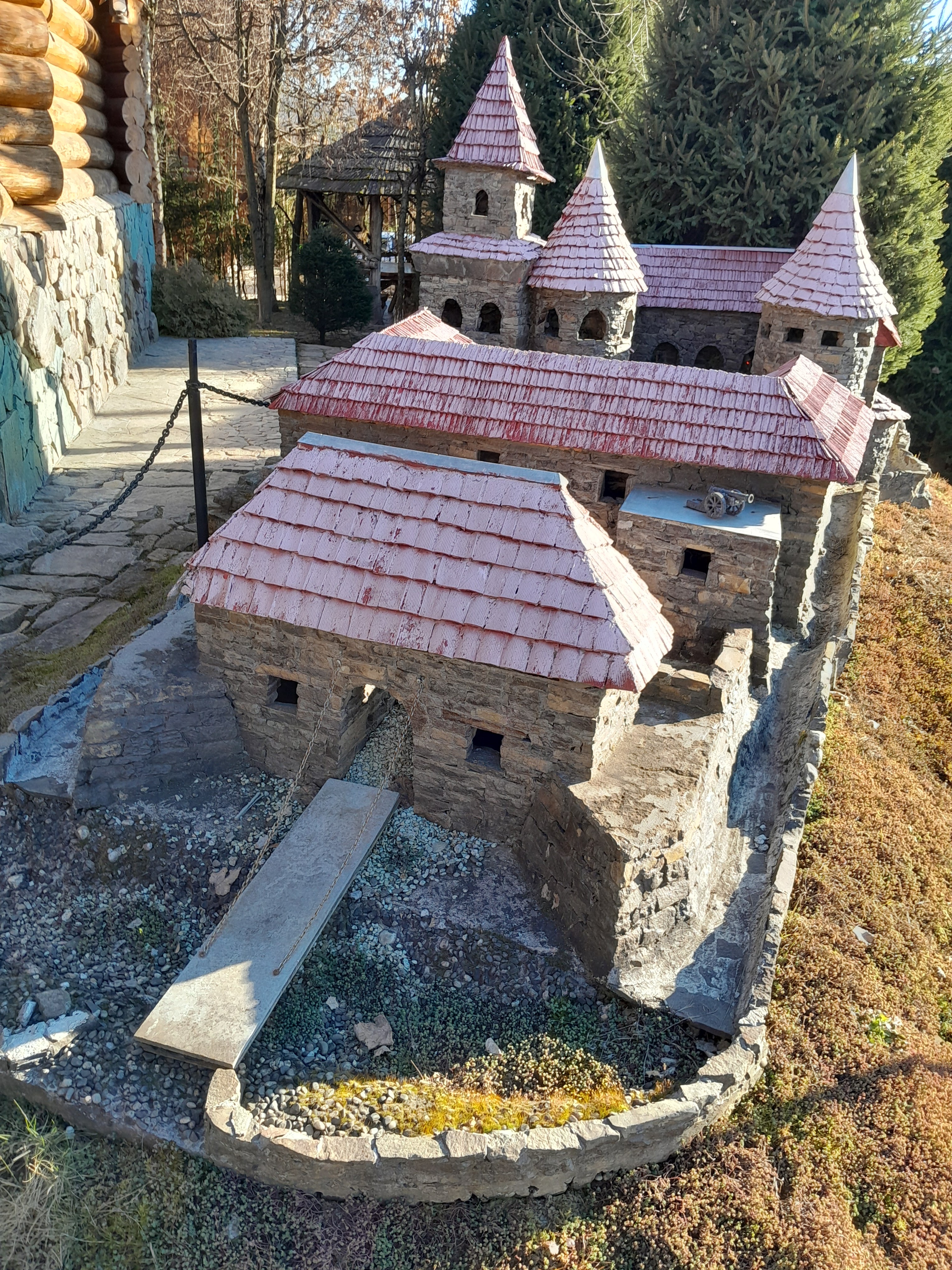 Kolyba opryshkiv image 4