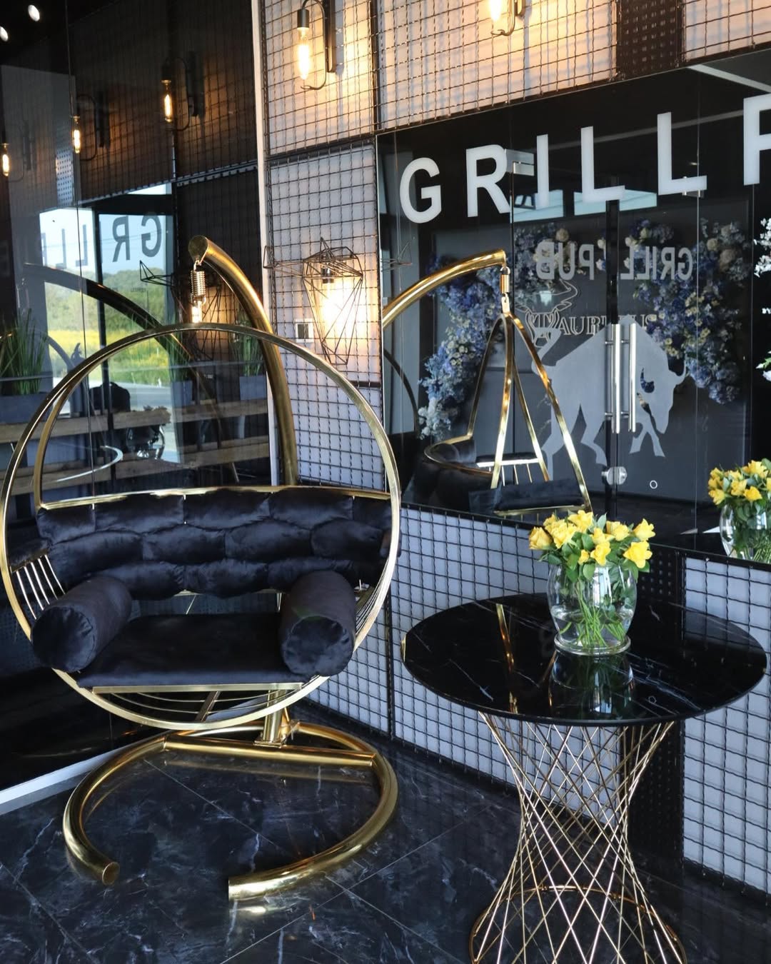 Grill pub Taurus image 9