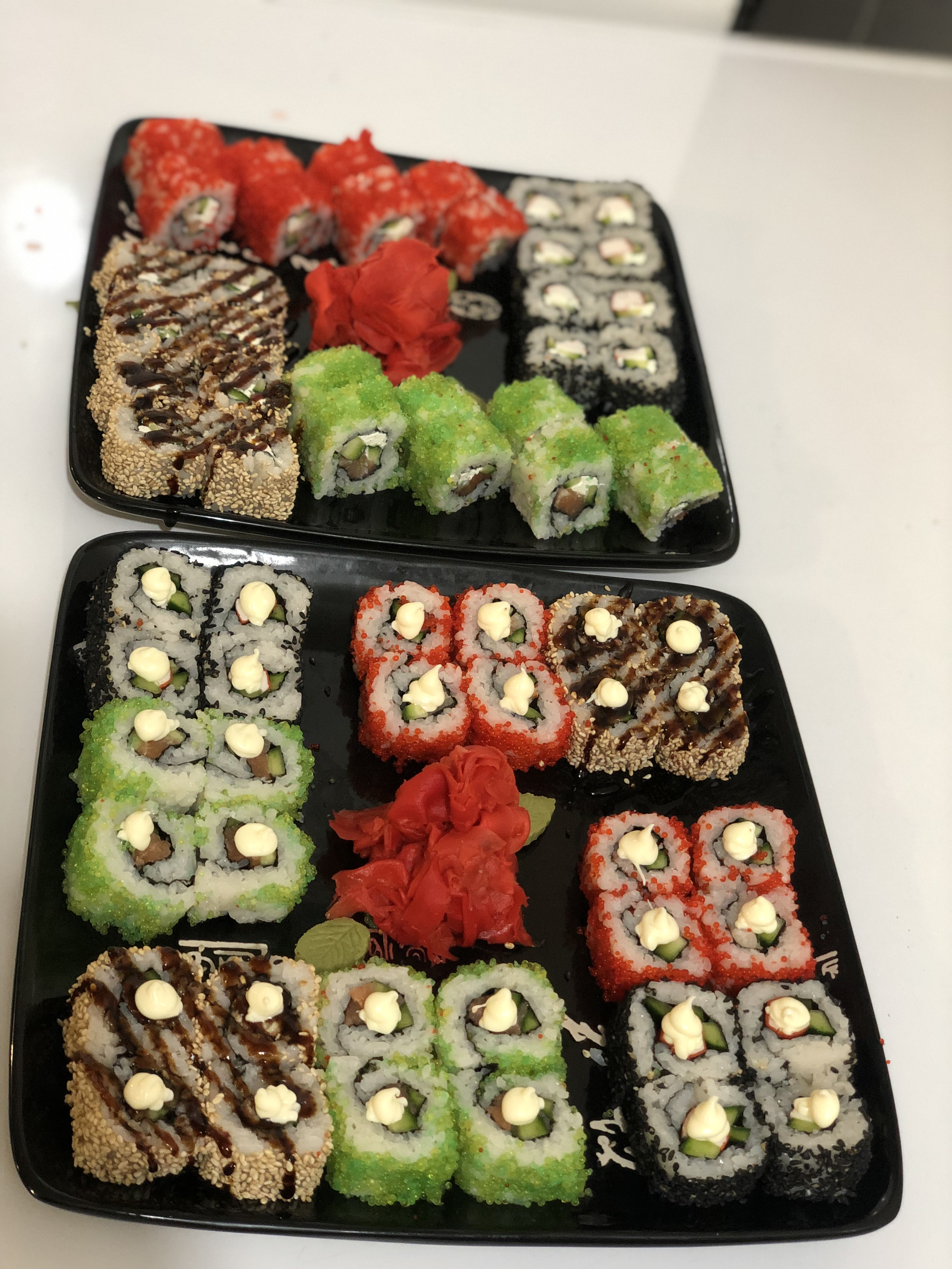 Кафе Lischina суші піца image 4