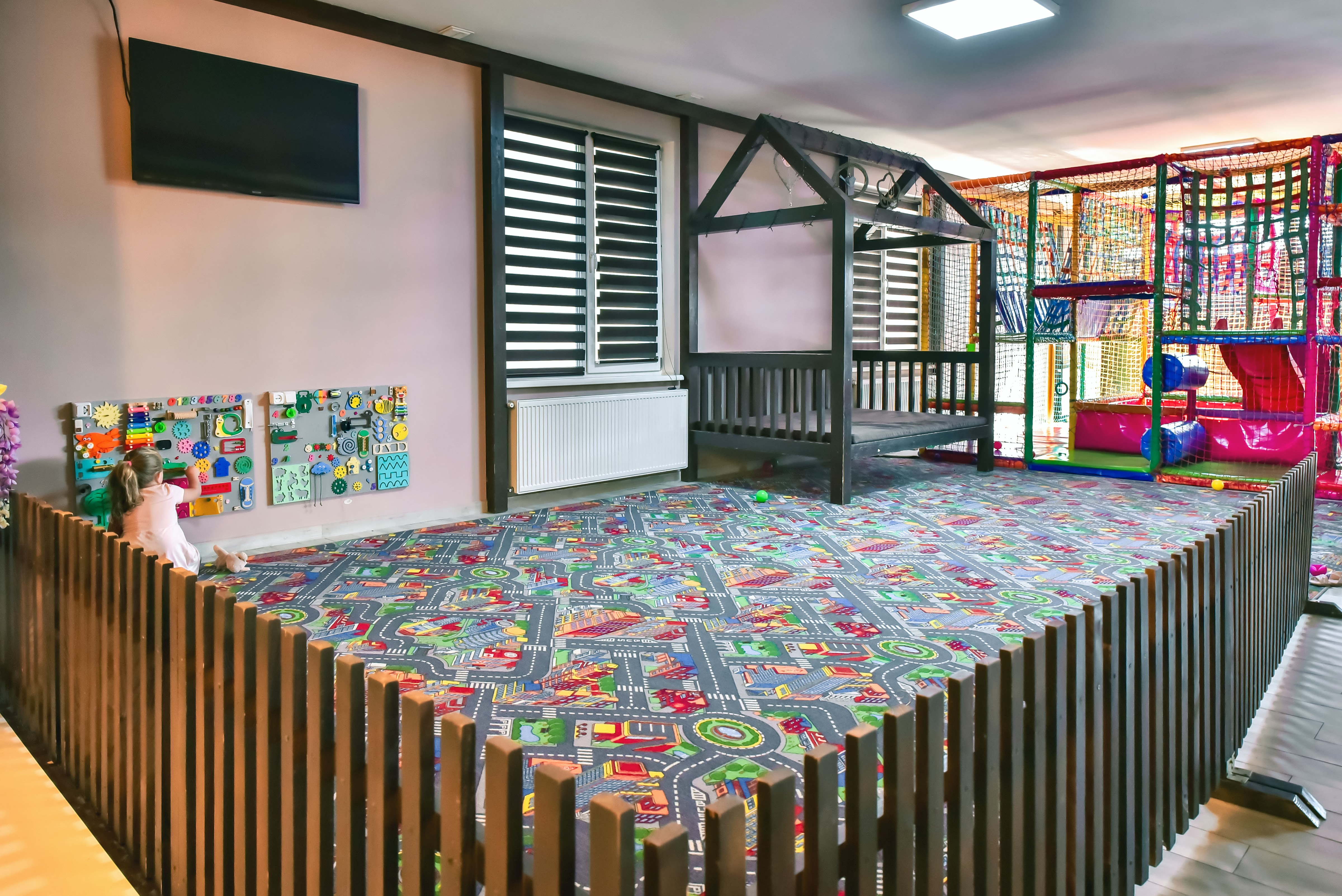 Ресторан-піцерія Family image 1