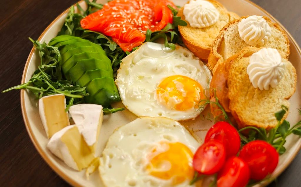 Ресторан-кафе Статус image 6